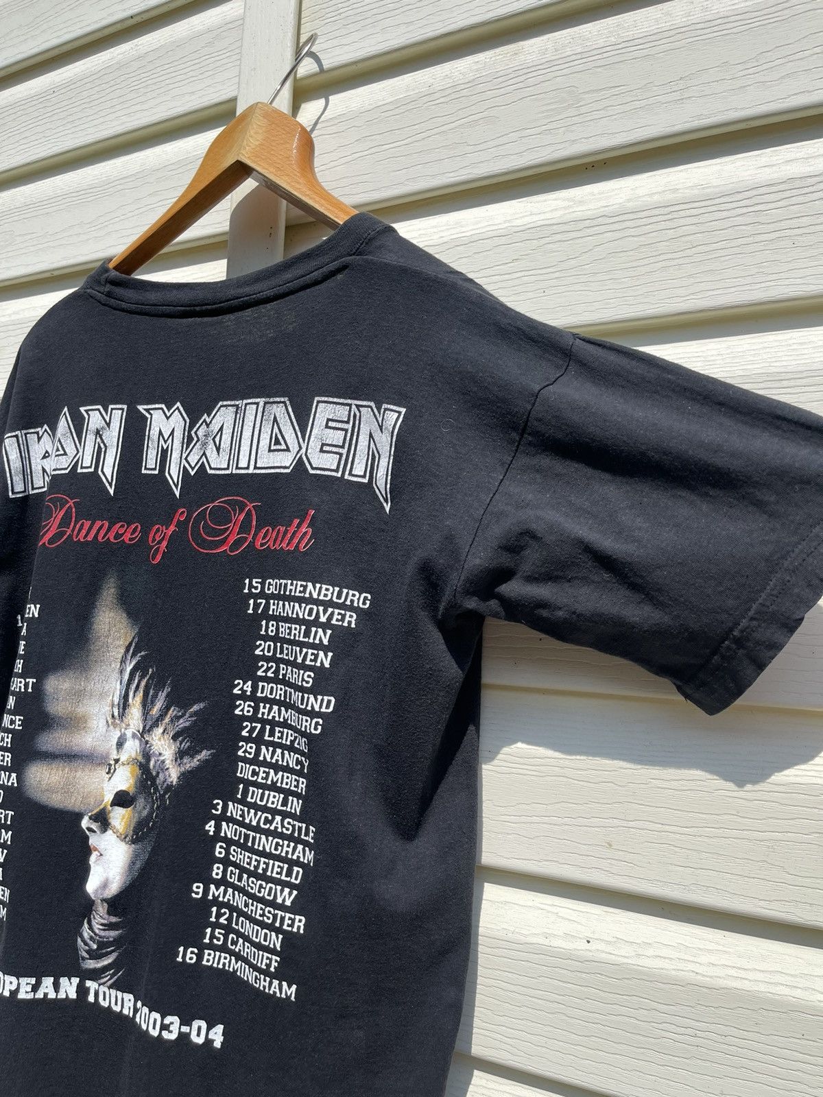 Band Tees Iron Maiden Dance of Death Vintage Y2k Boxy Tour Tee Size US L / EU 52-54 / 3 - 13 Thumbnail