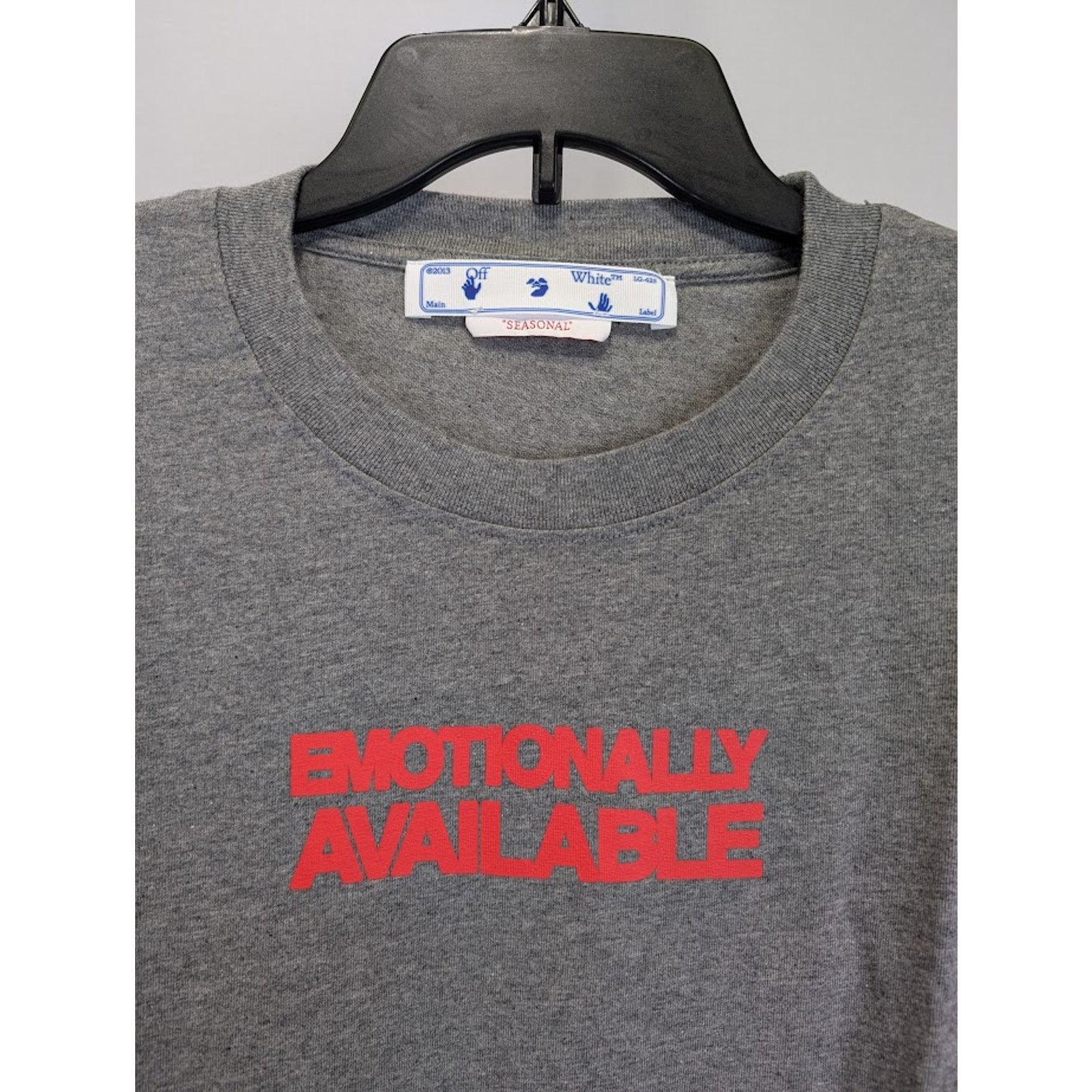 Off-White o1rshd1 Emotion Arrow Over Skate Shirt in Gray Size US M / EU 48-50 / 2 - 3 Thumbnail