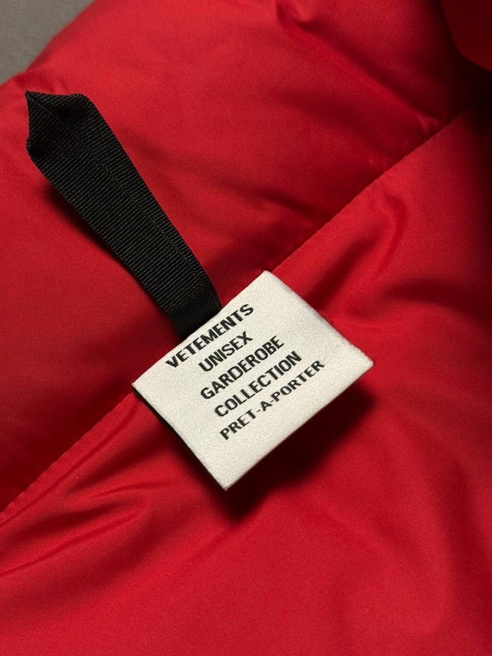 Vetements Logo Puffer Down Jacket Size US XS / EU 42 / 0 - 4 Thumbnail