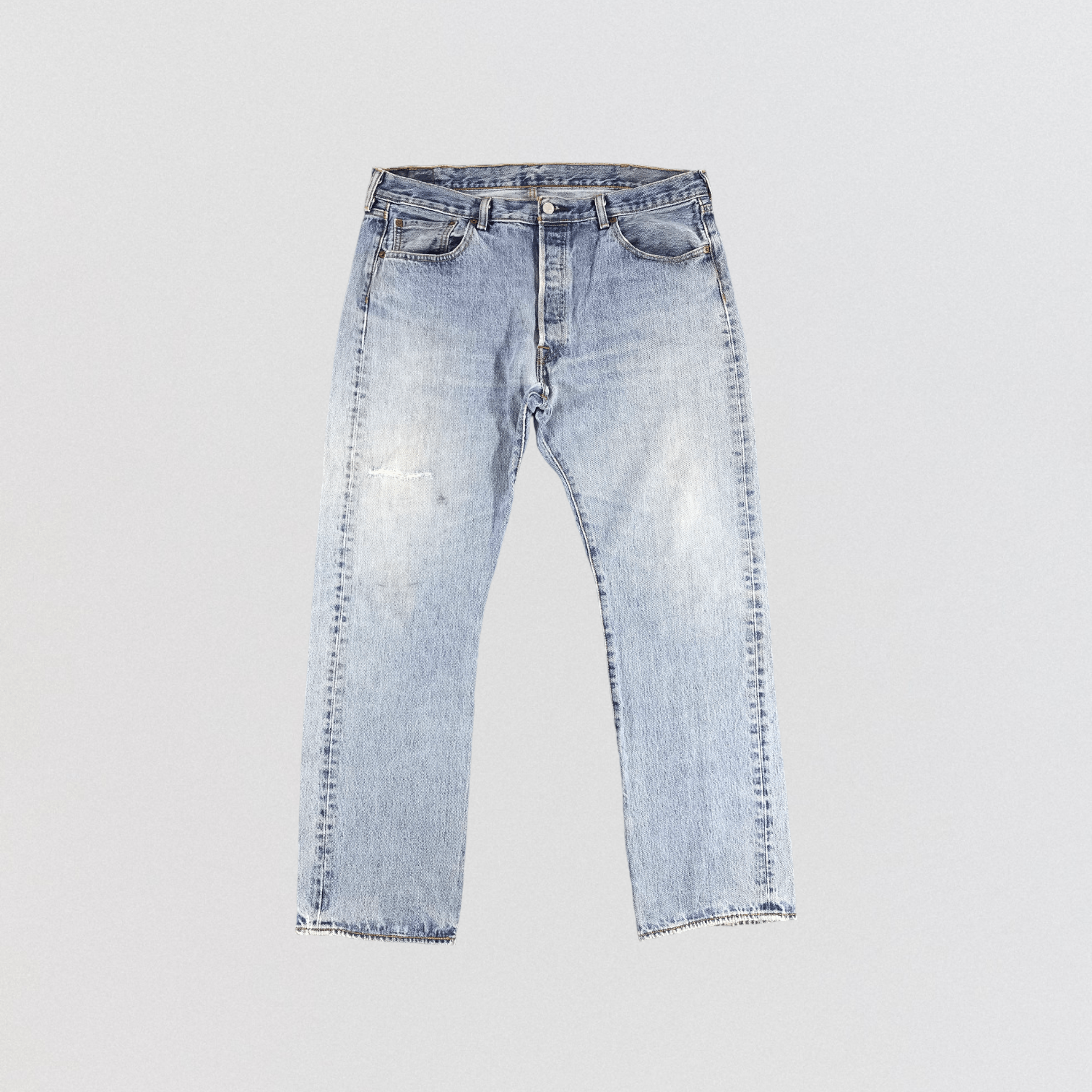 Levi's × Vintage Vintage Light Wash Levis 501 Jeans-JM1272 Size US 38 / EU 54 - 1 Thumbnail