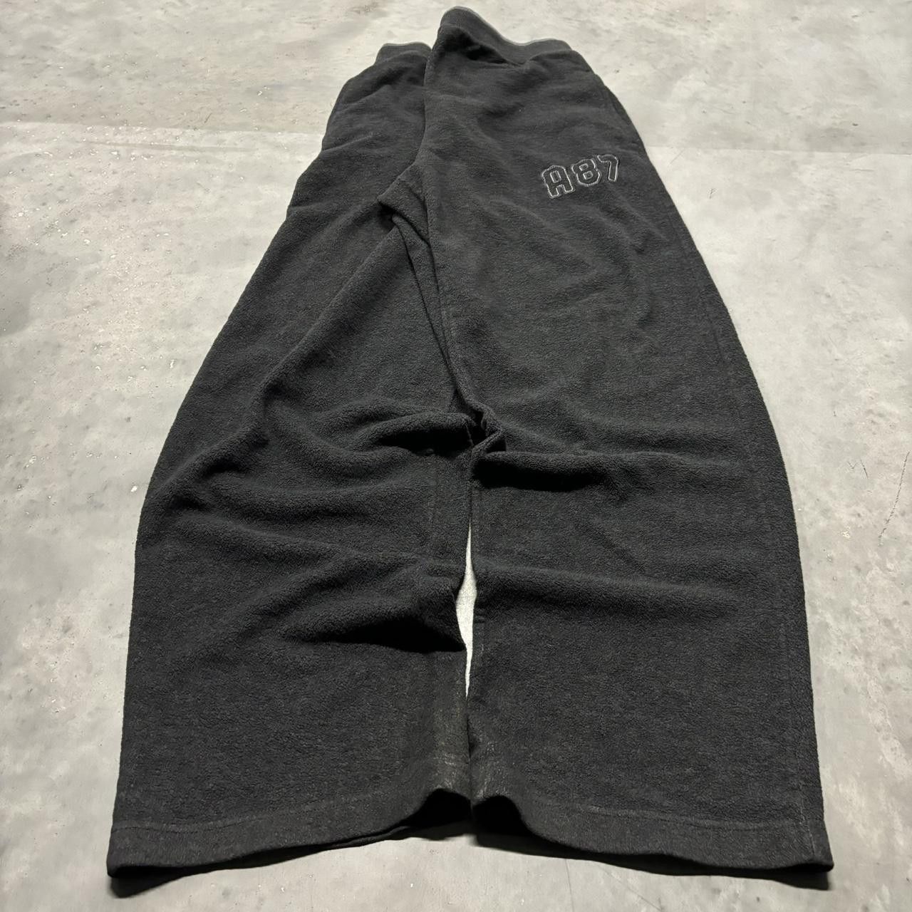Aeropostale × Vintage Crazy Vintage Y2K/2000s Baggy Dark Grey Aeropostale Fleece Skater Sweatpants! Size US 36 / EU 52 - 3 Thumbnail