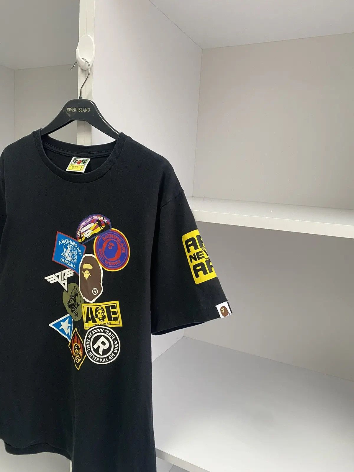 Bape A Bathing Ape Bape Bicolor Multi Logo Tee Size US L / EU 52-54 / 3 - 4 Thumbnail