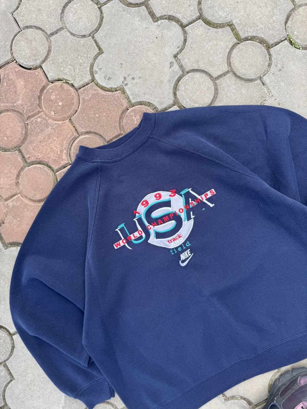 Nike Vintage 90s Nike Track and Field USA Baggy Sweatshirt Size US M / EU 48-50 / 2 - 3 Thumbnail