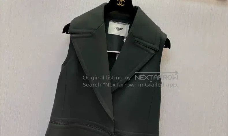 Fendi Fendi Fur vest coat Size XS / US 0-2 / IT 36-38 - 2 Thumbnail