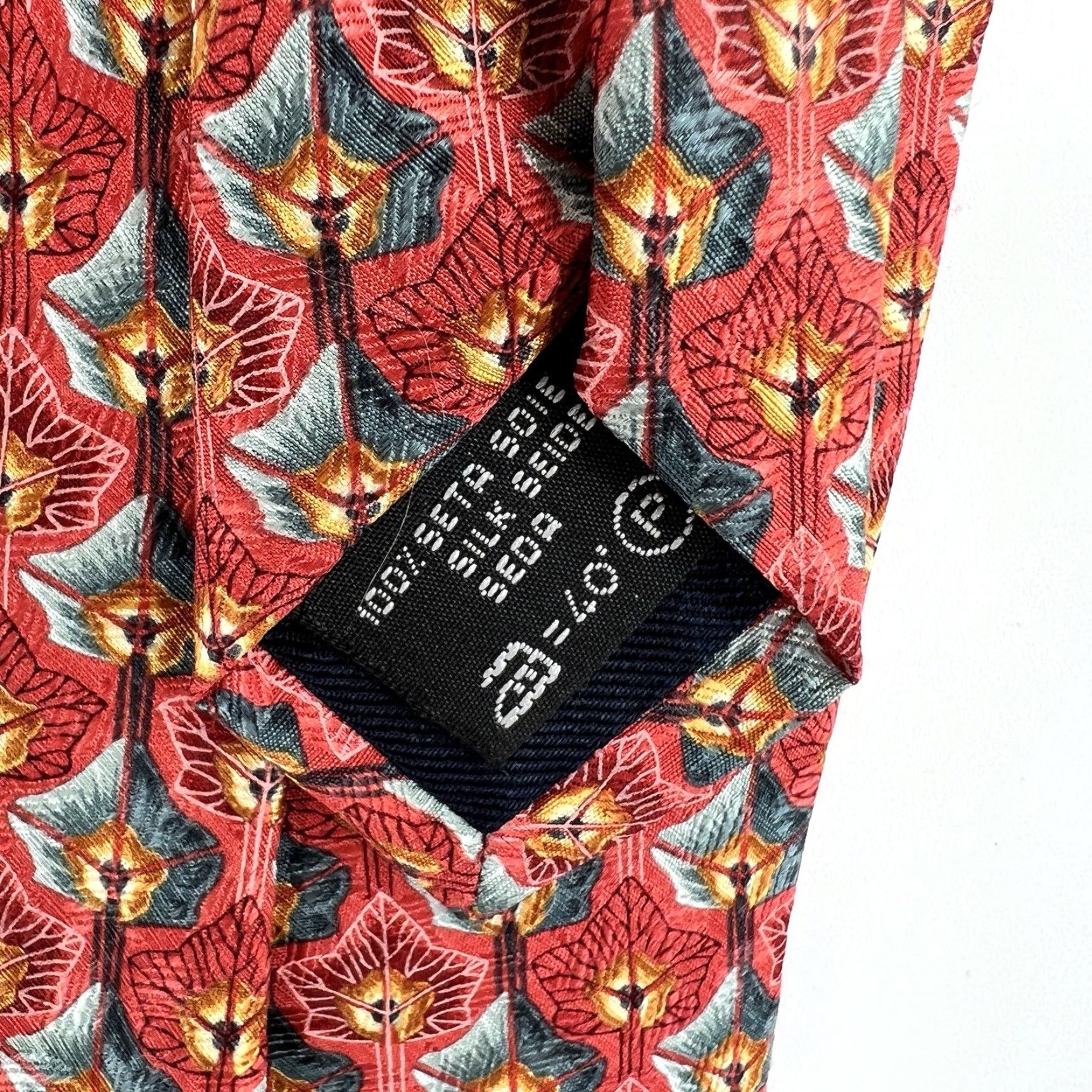 Ermenegildo Zegna Ermenegildo Zegna Tie Geometric Design Red Made In Italy Silk Mens Adult Classic 57"-60" Red/Blue 100% Silk Medallion Designer Sophisticated Italy Tie Size ONE SIZE - 5 Thumbnail