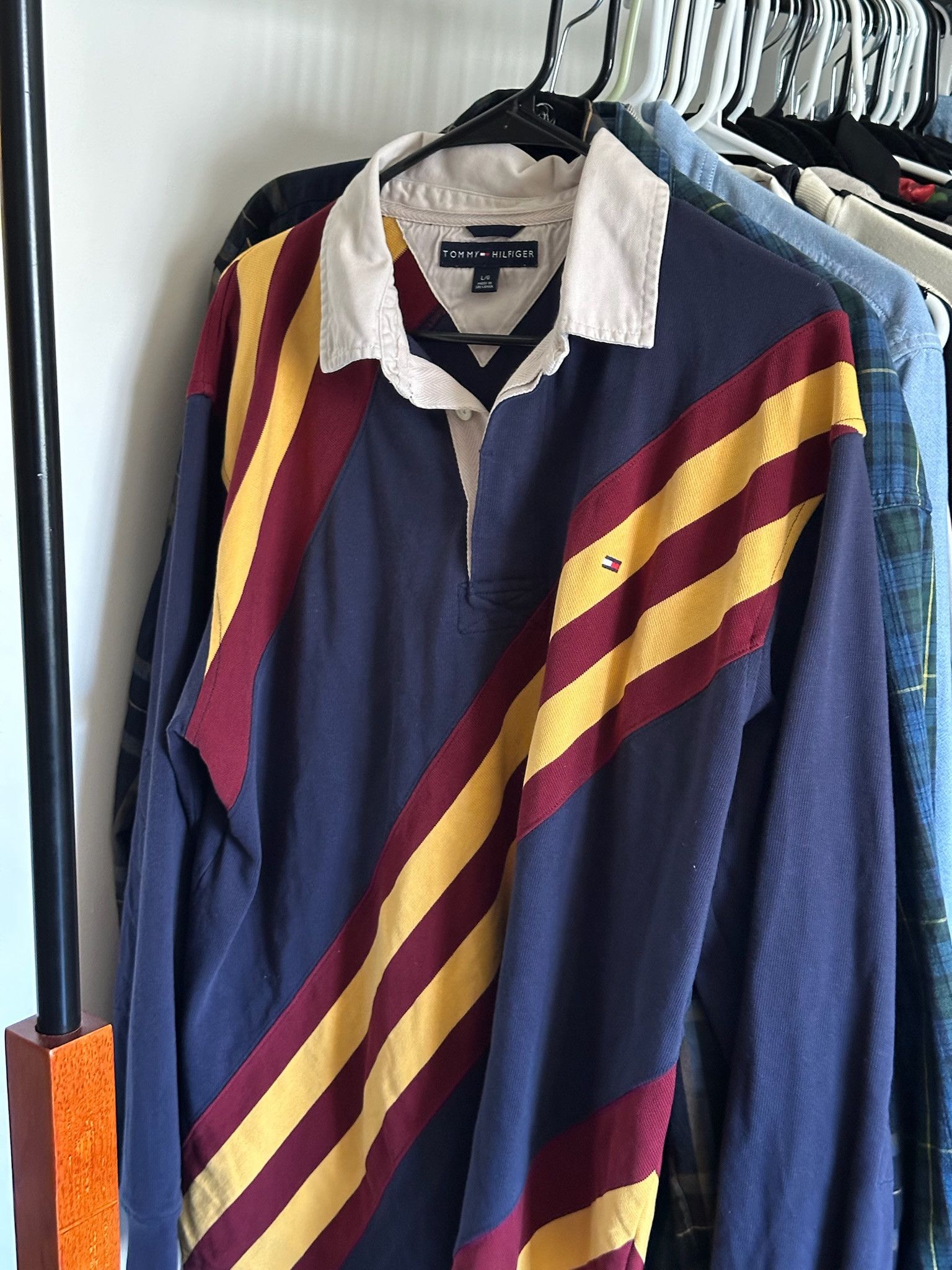 Tommy Hilfiger Vintage 1990s TOMMY HILFIGER Multi Stripe Polo Rugby Shirt Size US L / EU 52-54 / 3 - 4 Thumbnail