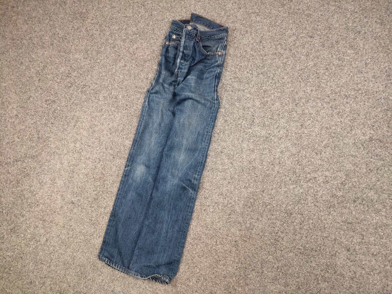 Levi's Vintage 90's levis 501 Distressed Faded Denim Jeans usa Size US 31 - 3 Thumbnail