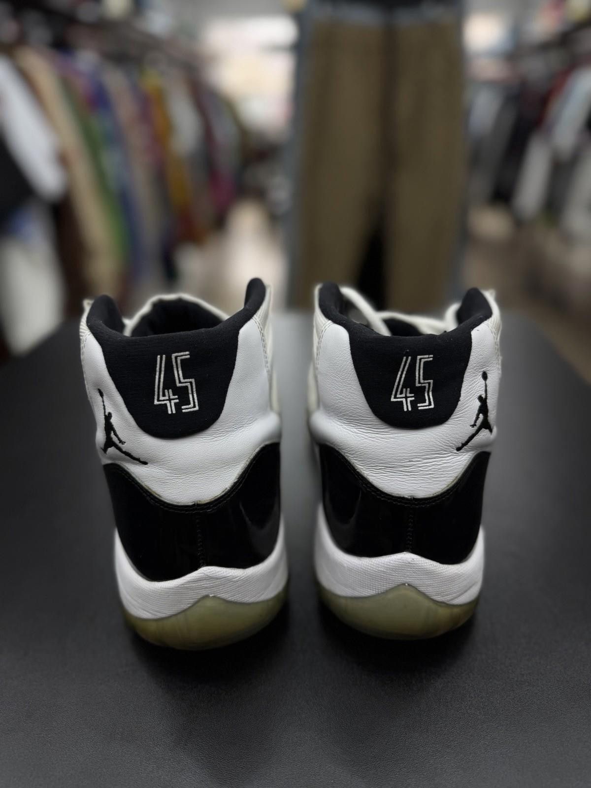 Jordan Brand Size 13 - Air Jordan 11 Retro High Concord (378037-100) Size US 13 / EU 46 - 11 Thumbnail