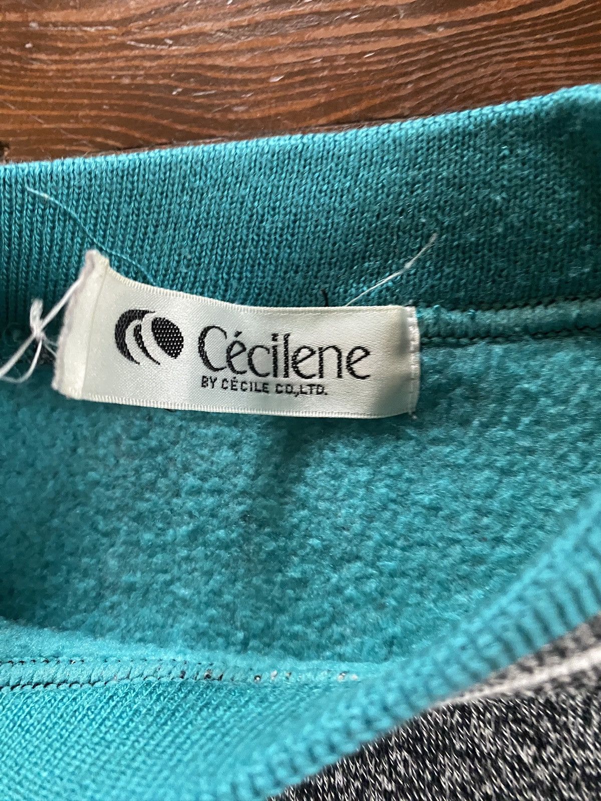 Vintage Vintage Cecilene Sporting Gear Projects Crewneck Sweatshirt Size US S / EU 44-46 / 1 - 11 Thumbnail