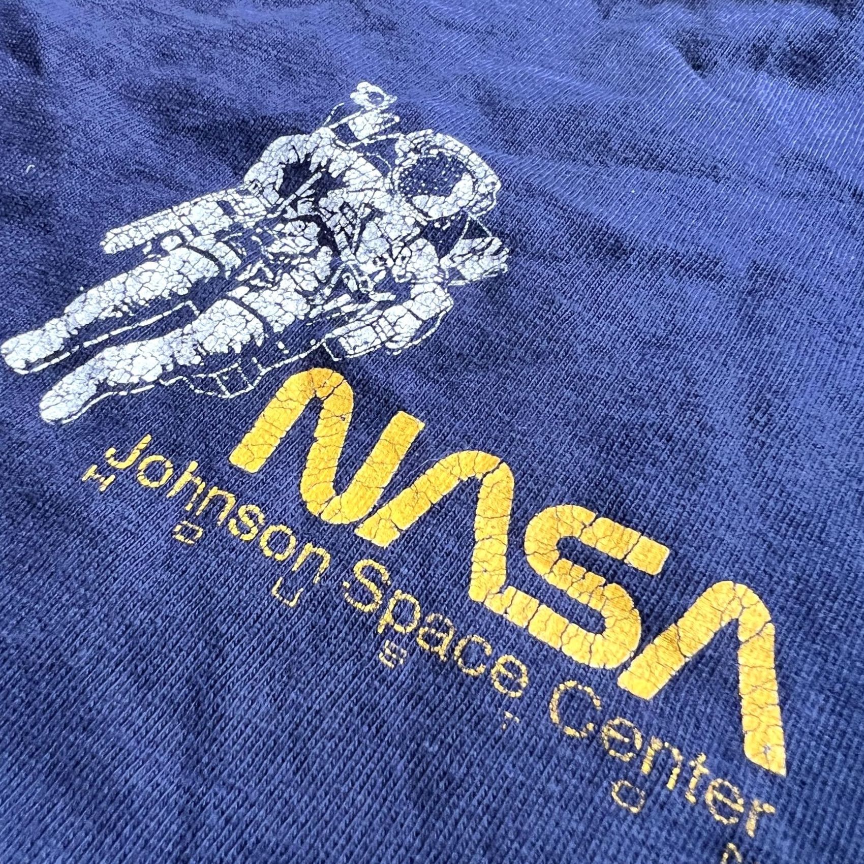 Hanes VINTAGE NASA Johnson Space Center Shirt Mens Medium Blue Hanes Beefy-T 80s Space Shuttle 1983 Graphics Size US M / EU 48-50 / 2 - 5 Thumbnail