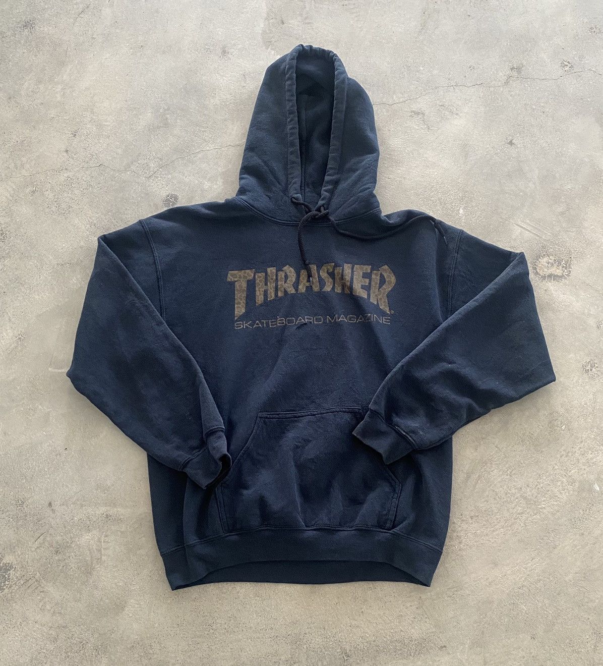 Thrasher × Vintage VINTAGE THRASHER DISTRESSED LEOPARD PRINT HOODIE Size US L / EU 52-54 / 3 - 1 Thumbnail
