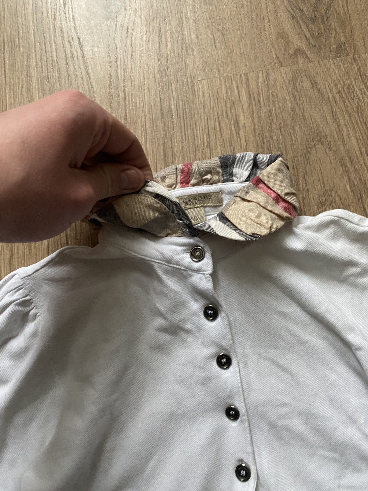 Burberry Burberry brit checkered neck cream/white button long sleeve Size S / US 4 / IT 40 - 4 Thumbnail