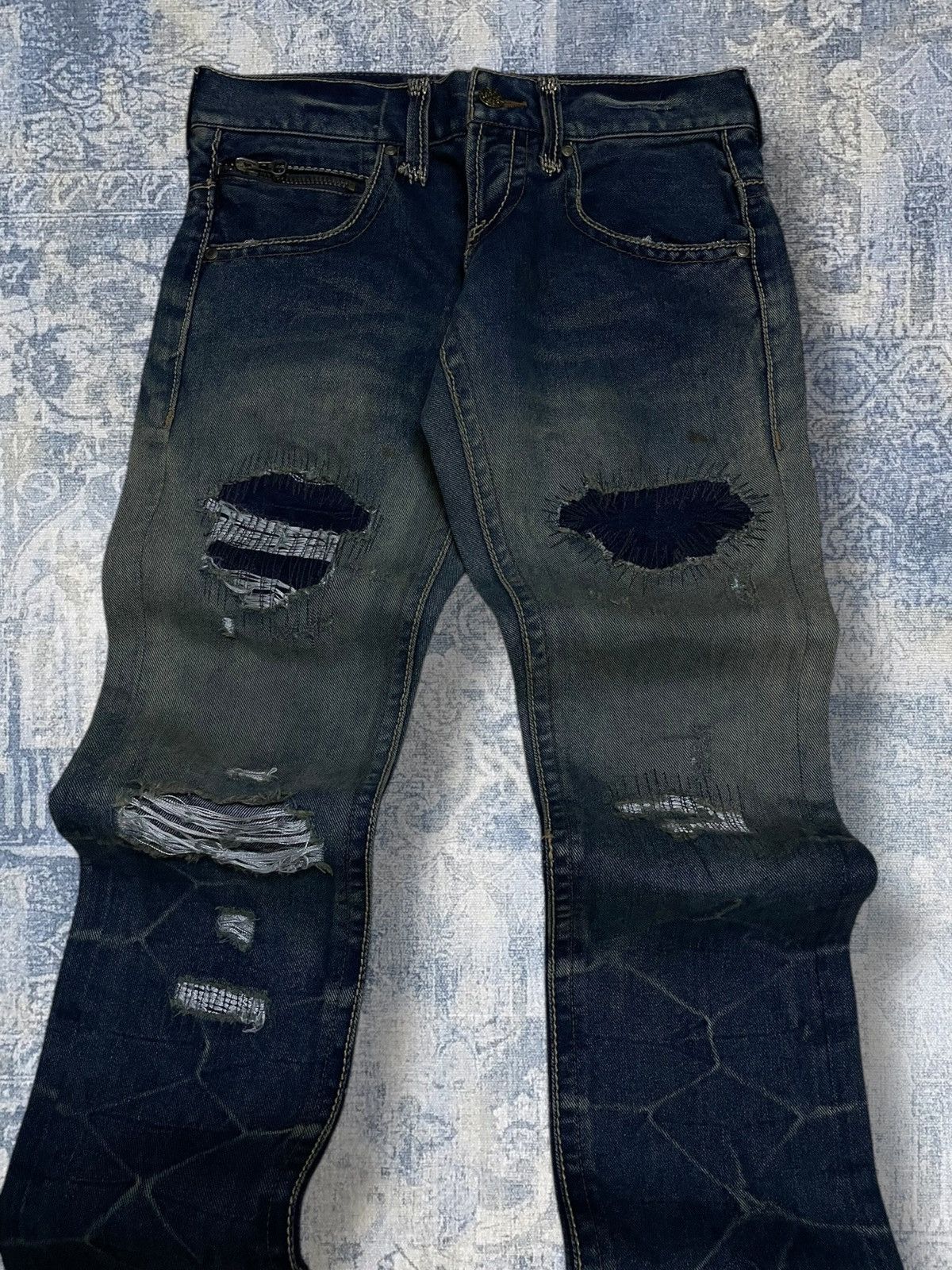 Le Grande Bleu (L.G.B.) Vintage 1990s Og Japan Designer Lagust Scab Distressed Denim Size US 30 / EU 46 - 4 Thumbnail