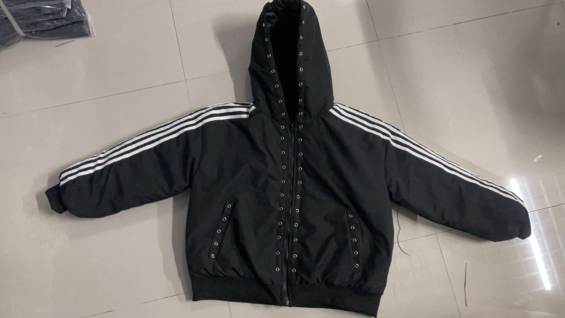 Japanese Brand × Vintage Fashionable Stripe Loose Zipper Hoodie Jacket Size US XL / EU 56 / 4 - 5 Thumbnail