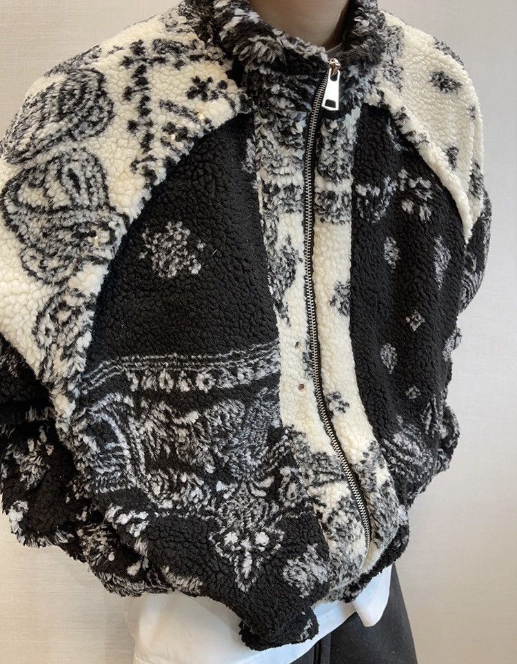 Japanese Brand × Vintage Avant garde punk oversized paisley fluffy fleece jacket Size US L / EU 52-54 / 3 - 3 Thumbnail