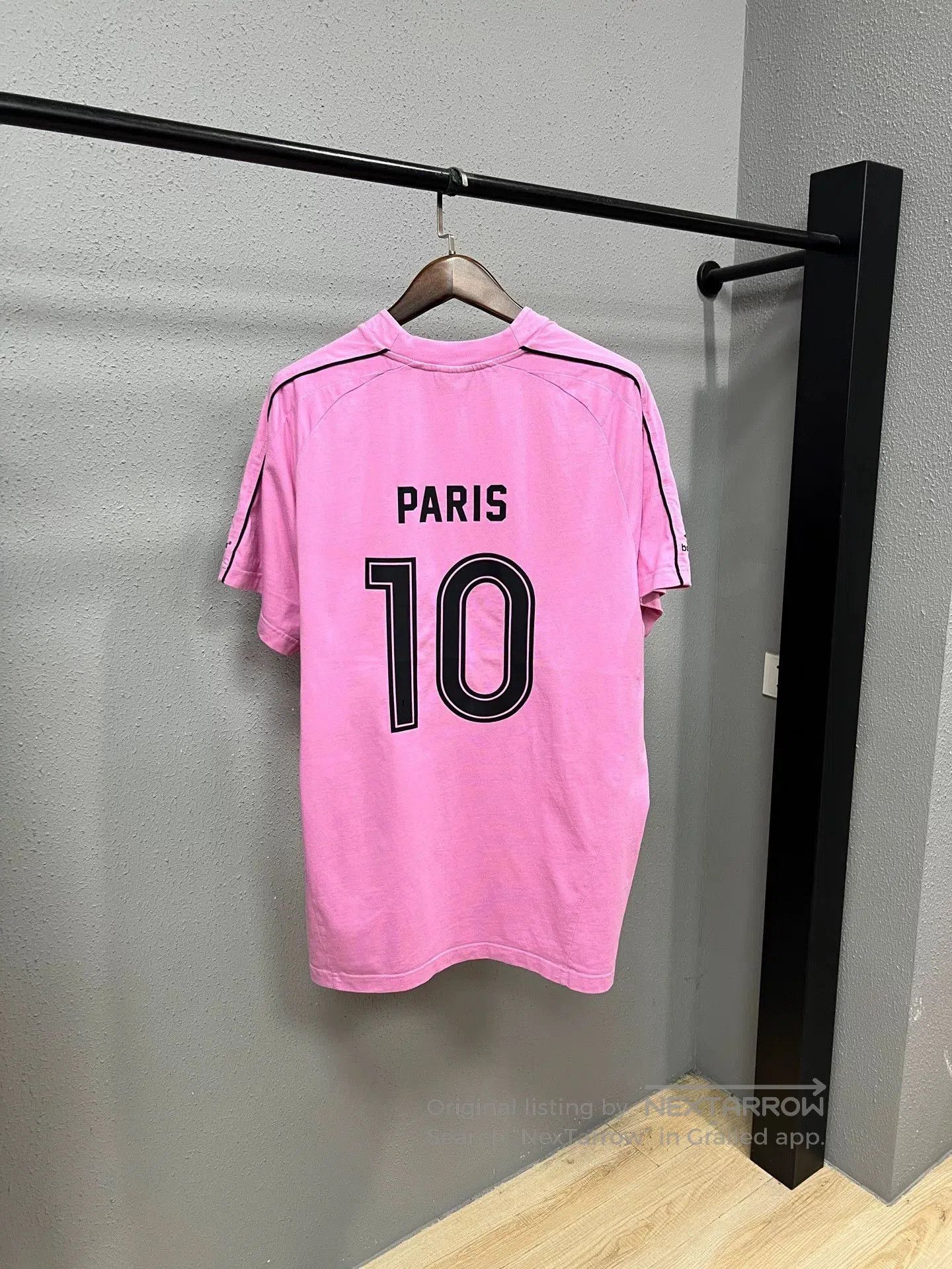 Balenciaga pink paris short sleeve jersey by balenciaga. Size US XS / EU 42 / 0 - 2 Thumbnail