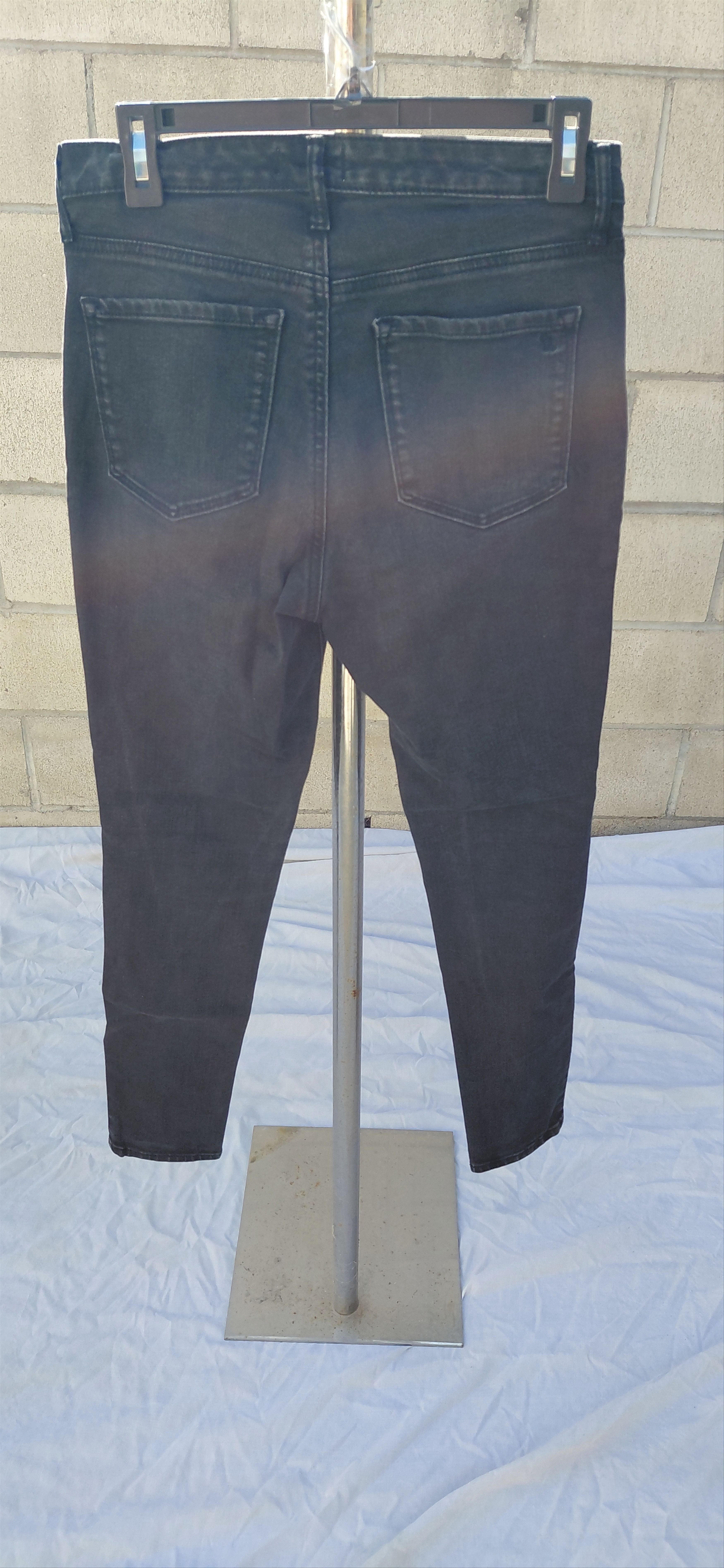 Jessica Simpson 7029A....Women's Jessica Simpson Skinny Jeans Size 4, Size 27" / US 4 / IT 40 - 3 Thumbnail