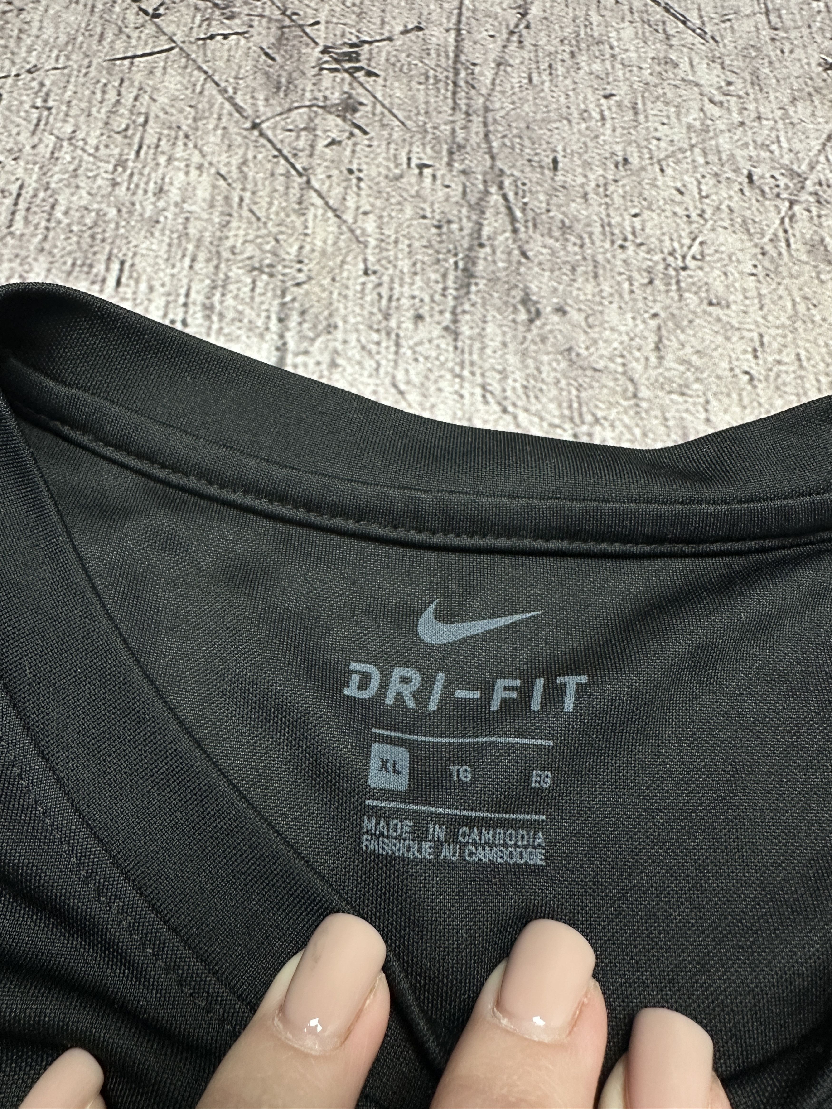 Nike Nike Dri Fit Mens T-Shirt Size US XL / EU 56 / 4 - 4 Thumbnail