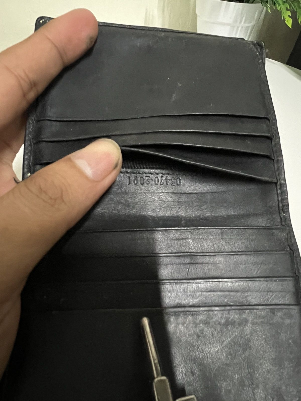 Gucci × Vintage Vintage Gucci Wallet Distresses Size ONE SIZE - 7 Thumbnail