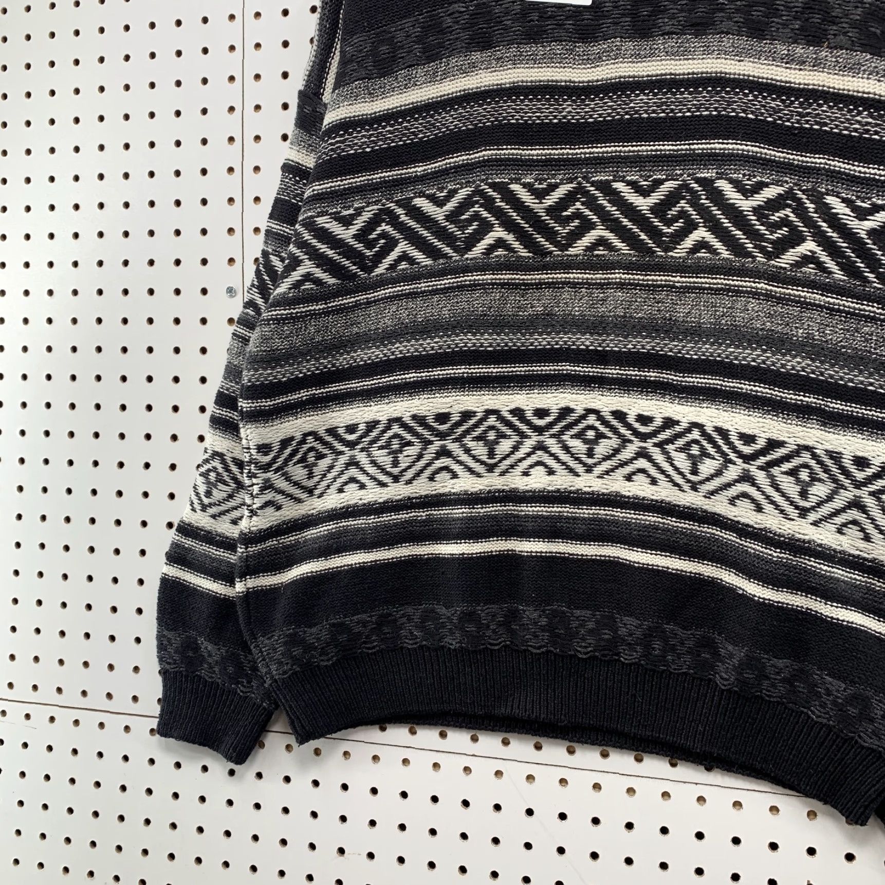 Vintage VINTAGE Fenn Wright Manson Black Striped Sweater Mens Large Ramie Cotton Pullover Knit Crew Neck Winter Casual Mens L Black Striped Sweater Size US L / EU 52-54 / 3 - 3 Thumbnail