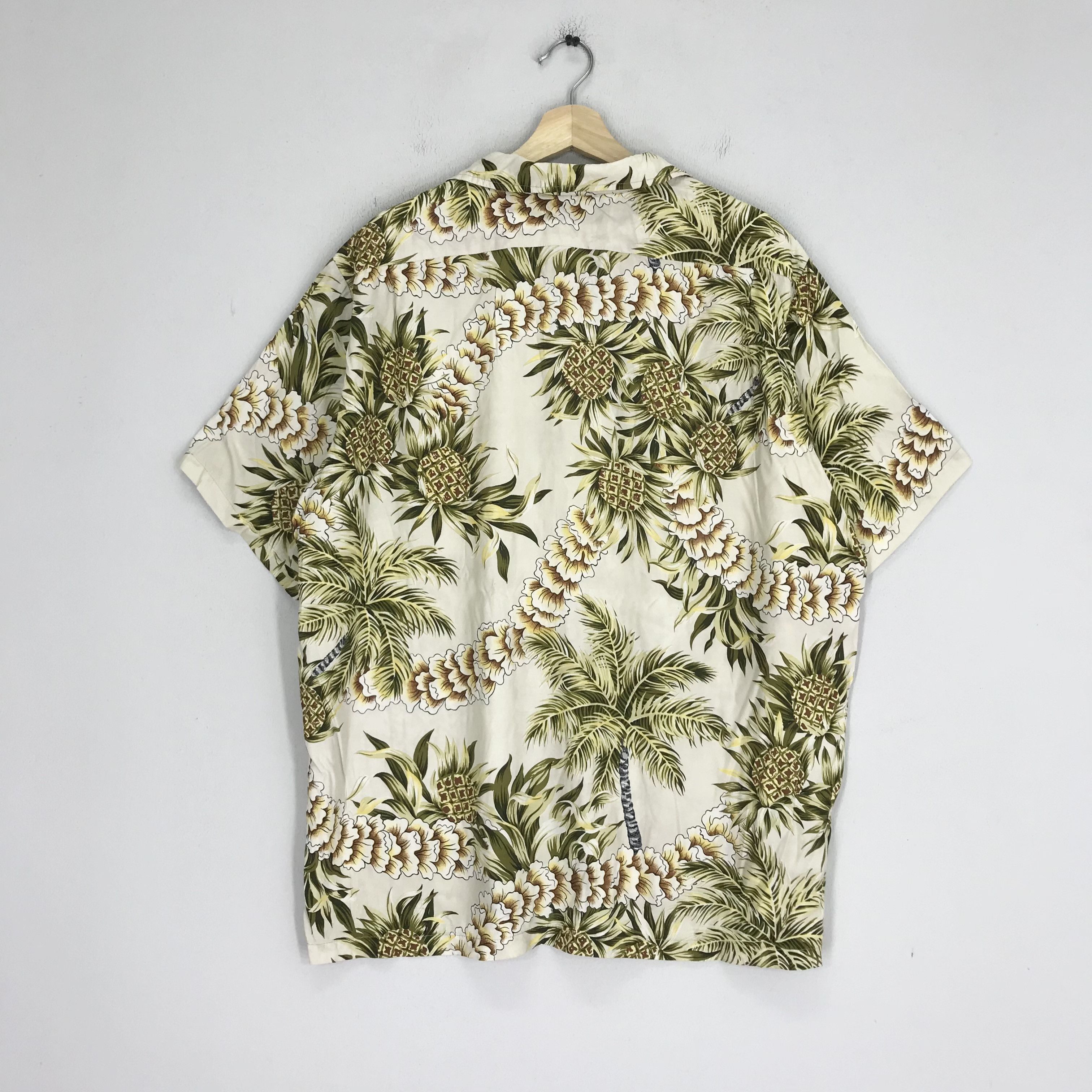 Hilo Hattie Vintage made in hawaii hibicius flower and palm beach - 47 Size US XL / EU 56 / 4 - 6 Thumbnail