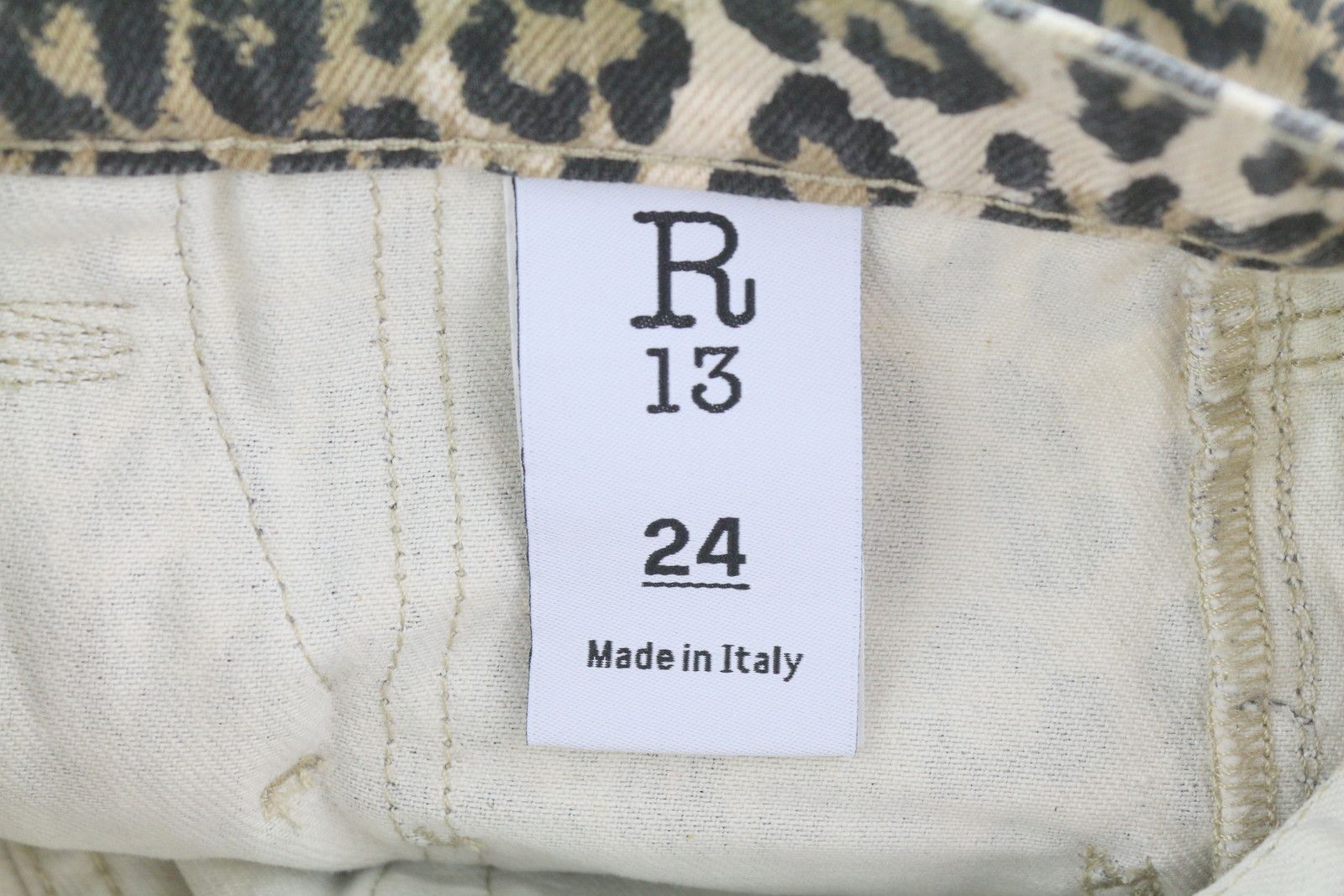 R13 POUCH POCKET 24 Denim Rigid Leopard Turn-Up Shorts 85097 Size 24" / US 00 / IT 34 - 9 Thumbnail