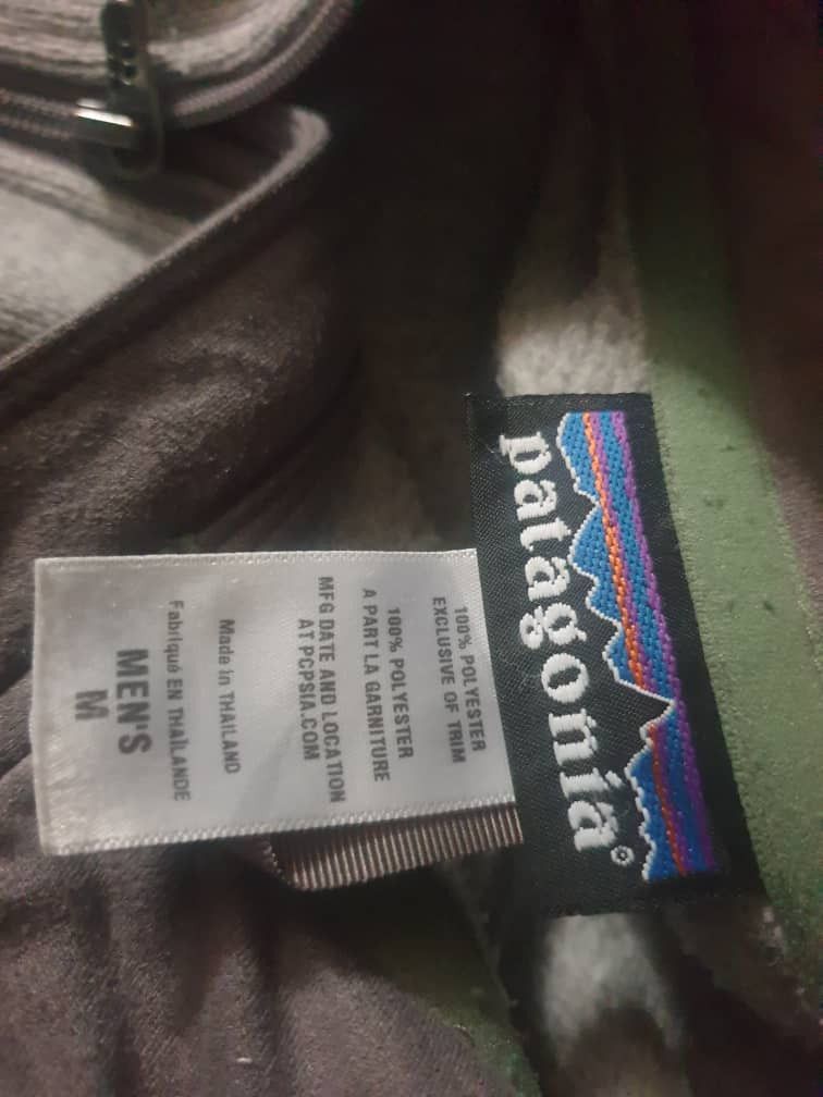 Patagonia Patagonia grey colour zipper up Sweater Size US M / EU 48-50 / 2 - 2 Thumbnail