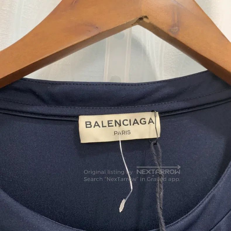Balenciaga Balenciaga Perforated Short Sleeve T-Shirt L Size Size US L / EU 52-54 / 3 - 4 Thumbnail