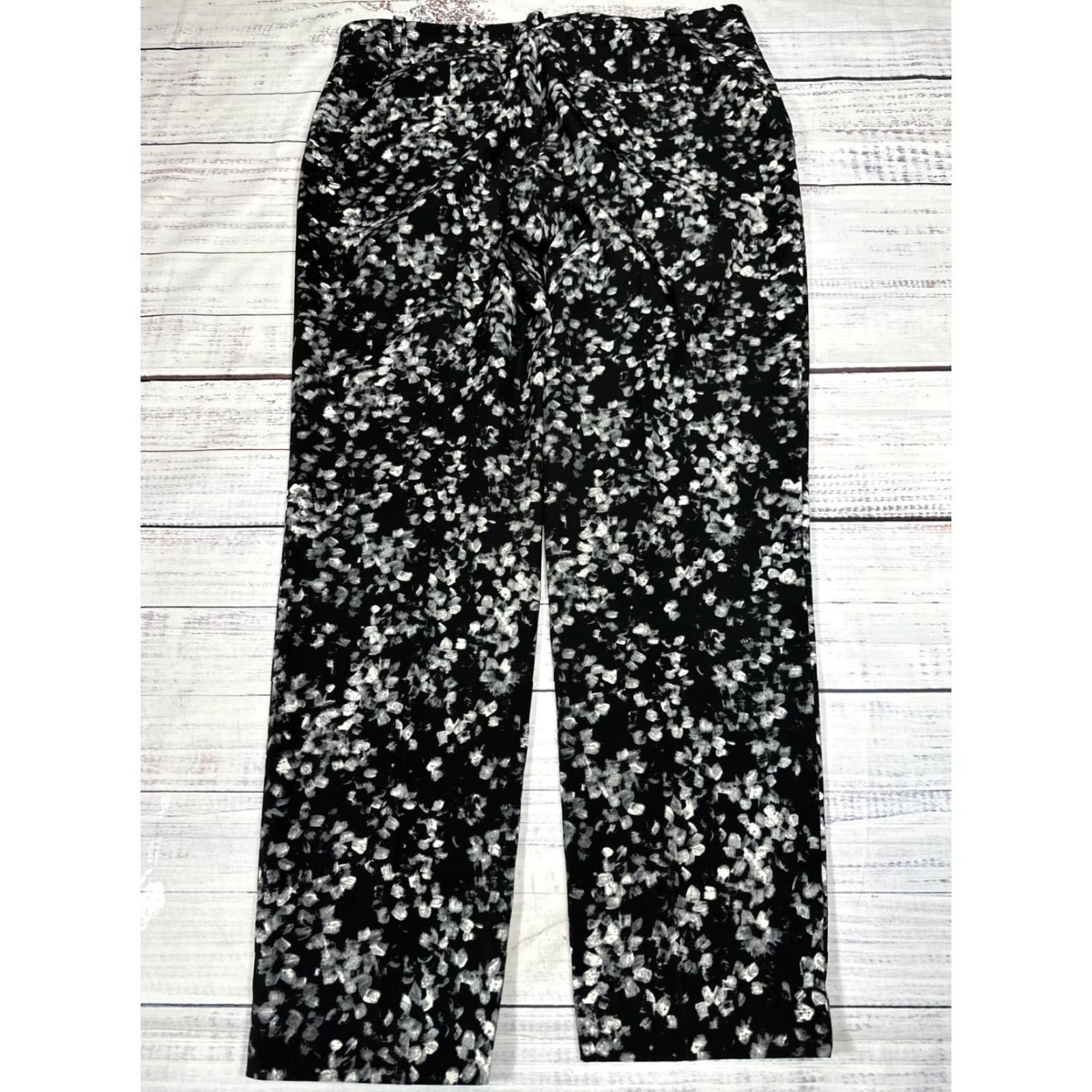 Ann Taylor Ann Taylor Black White Abstract Dress Pants Women Sz 10 Pockets Straight Leg Size 32" / US 10 / IT 46 - 3 Thumbnail
