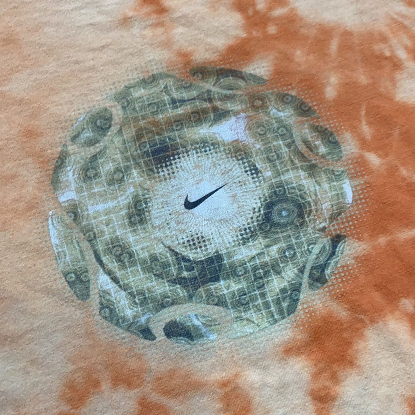 Nike 90s Nike Tie-Dye Center Swoosh Short Sleeve Size US M / EU 48-50 / 2 - 2 Thumbnail