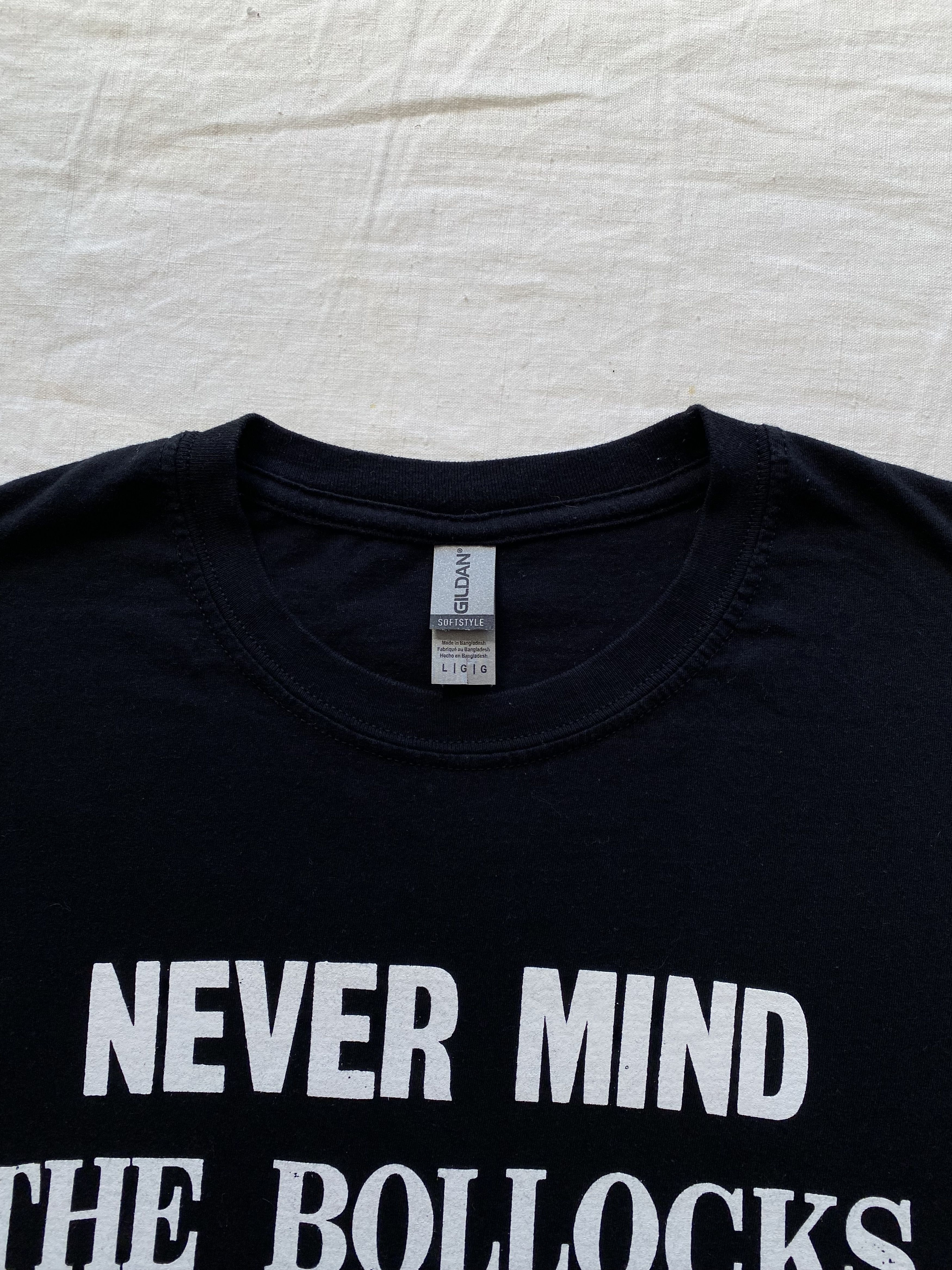 Band Tees × Vintage Vintage 2017 Sex Pistols Never Mind Rock Band T-shirt Size US L / EU 52-54 / 3 - 13 Thumbnail