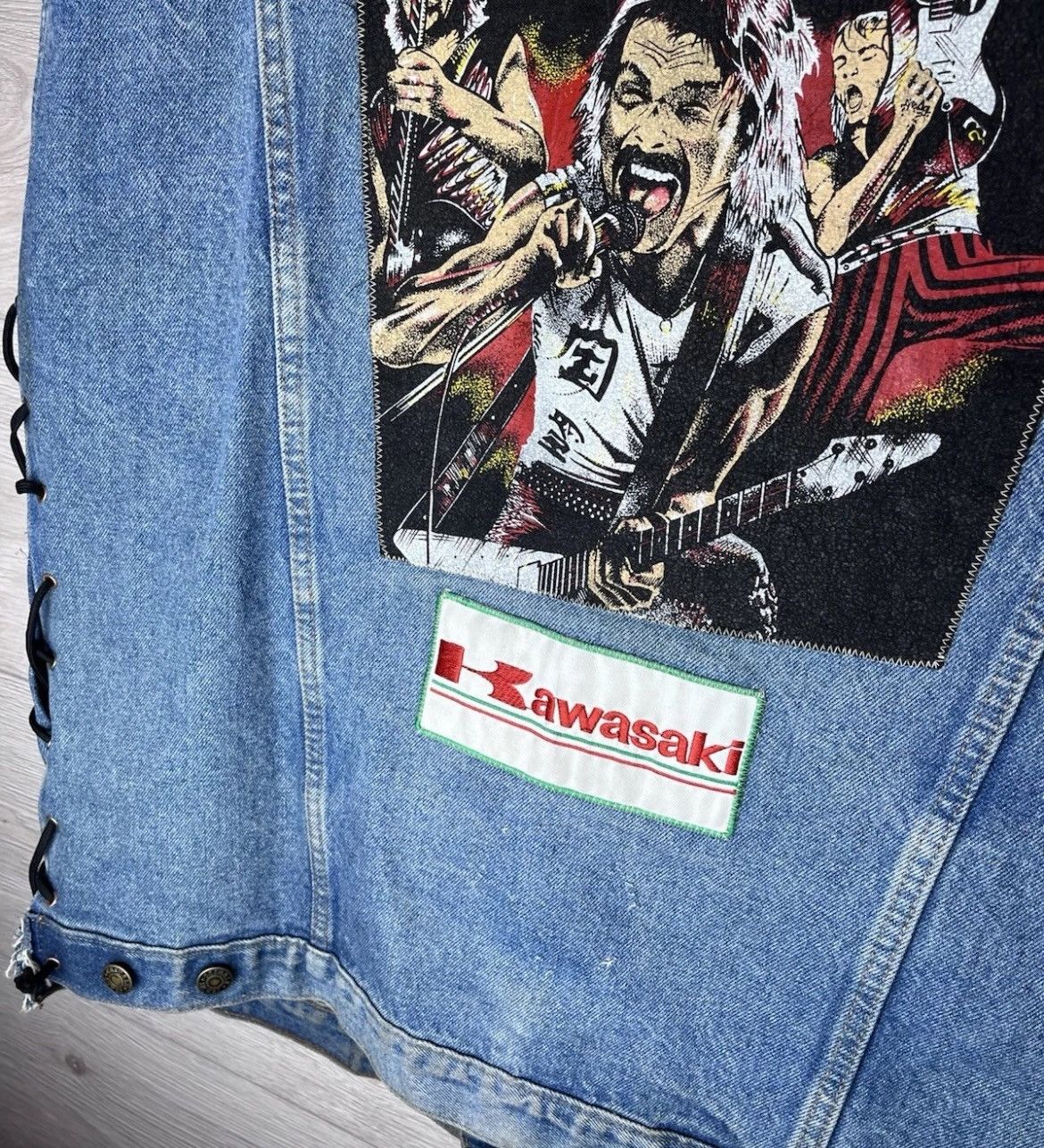 Hard Rock Cafe Men's Denim Vest rock style size L music Scorpions USA 🇺🇸 Size US L / EU 52-54 / 3 - 12 Thumbnail