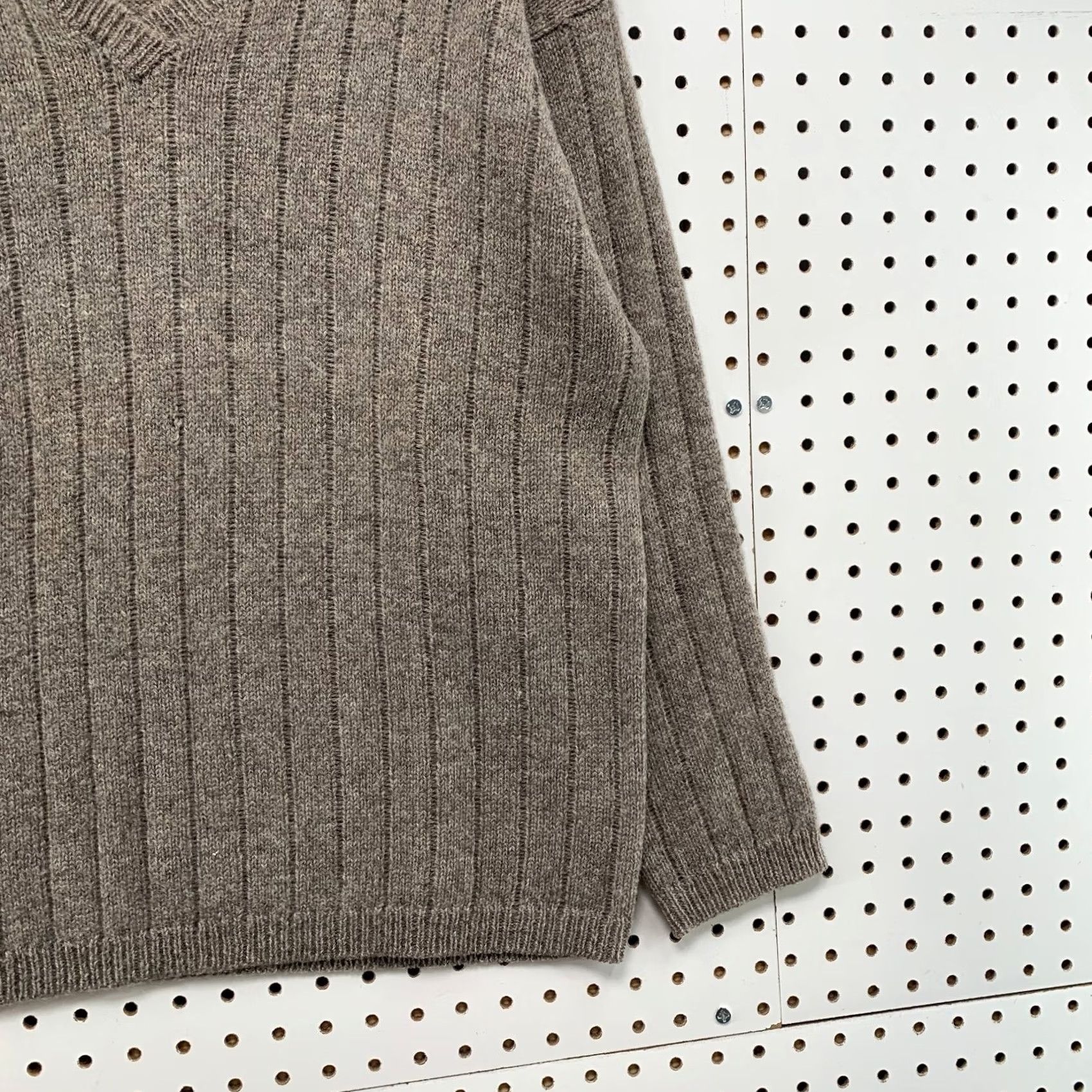 Express Express Tricot Wool Sweater Womens M Brown 100% Wool Hong Kong Vintage Size M / US 6-8 / IT 42-44 - 7 Thumbnail