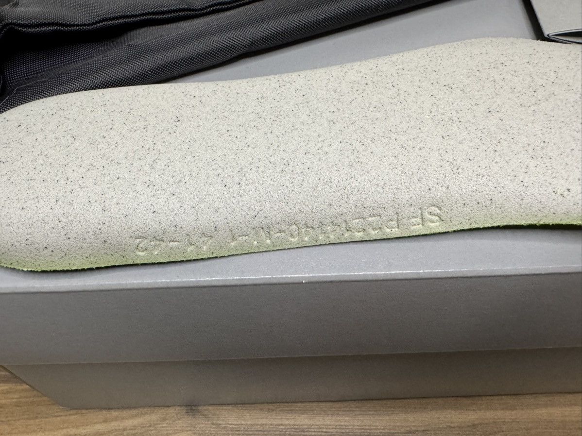 Balenciaga Balenciaga runner (FLUO) Size US 8 / EU 41 - 24 Thumbnail