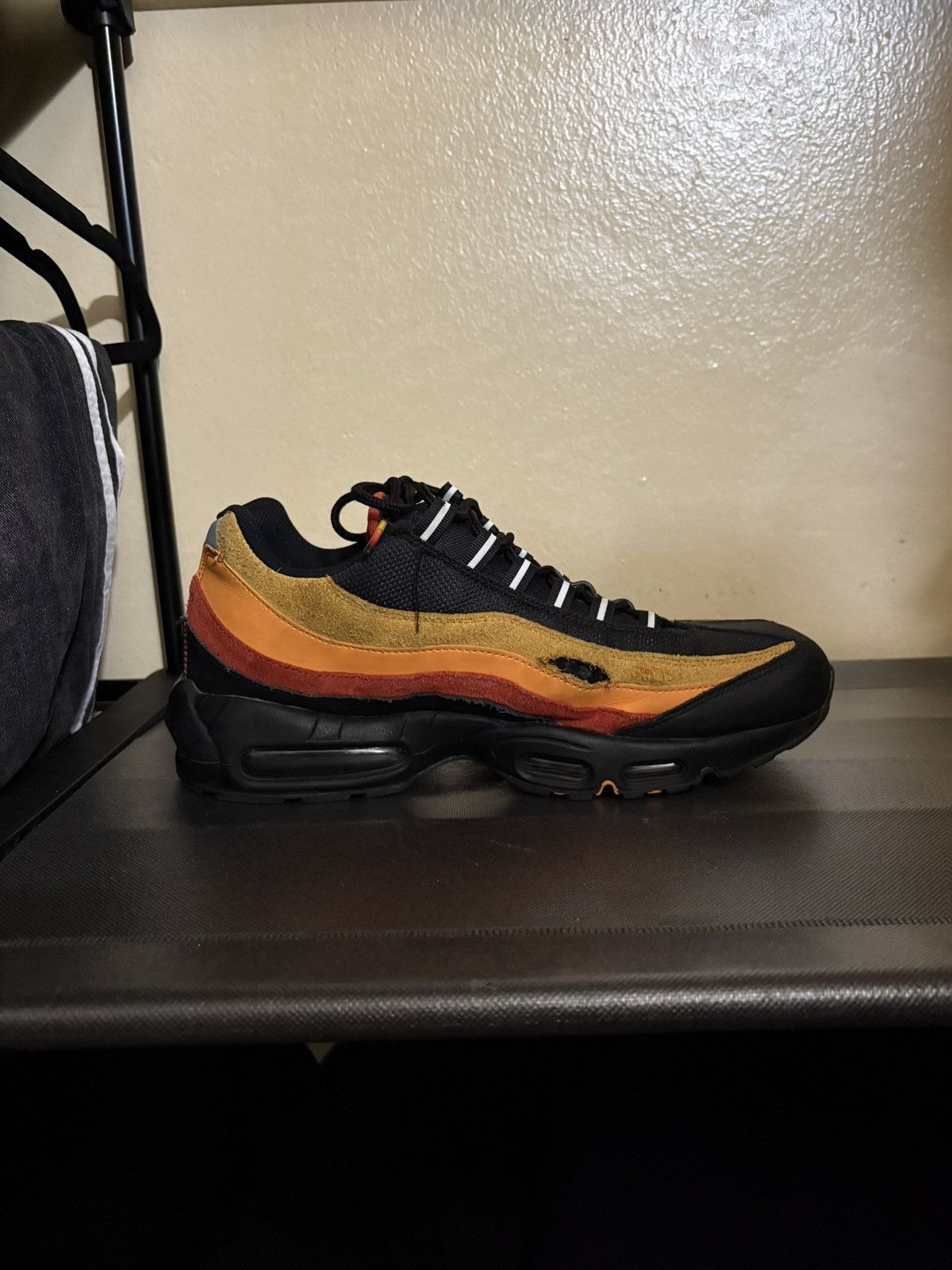 Nike Nike Air Max 95 Raygun Size US 11 / EU 44 - 5 Thumbnail