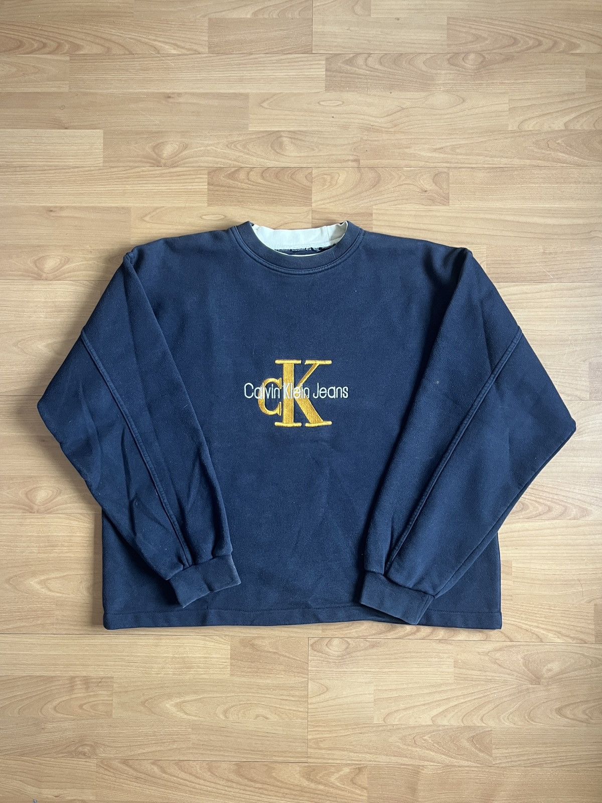 Calvin Klein Vintage Calvin Klein Jeans Sweatshirt Size US L / EU 52-54 / 3 - 1 Thumbnail