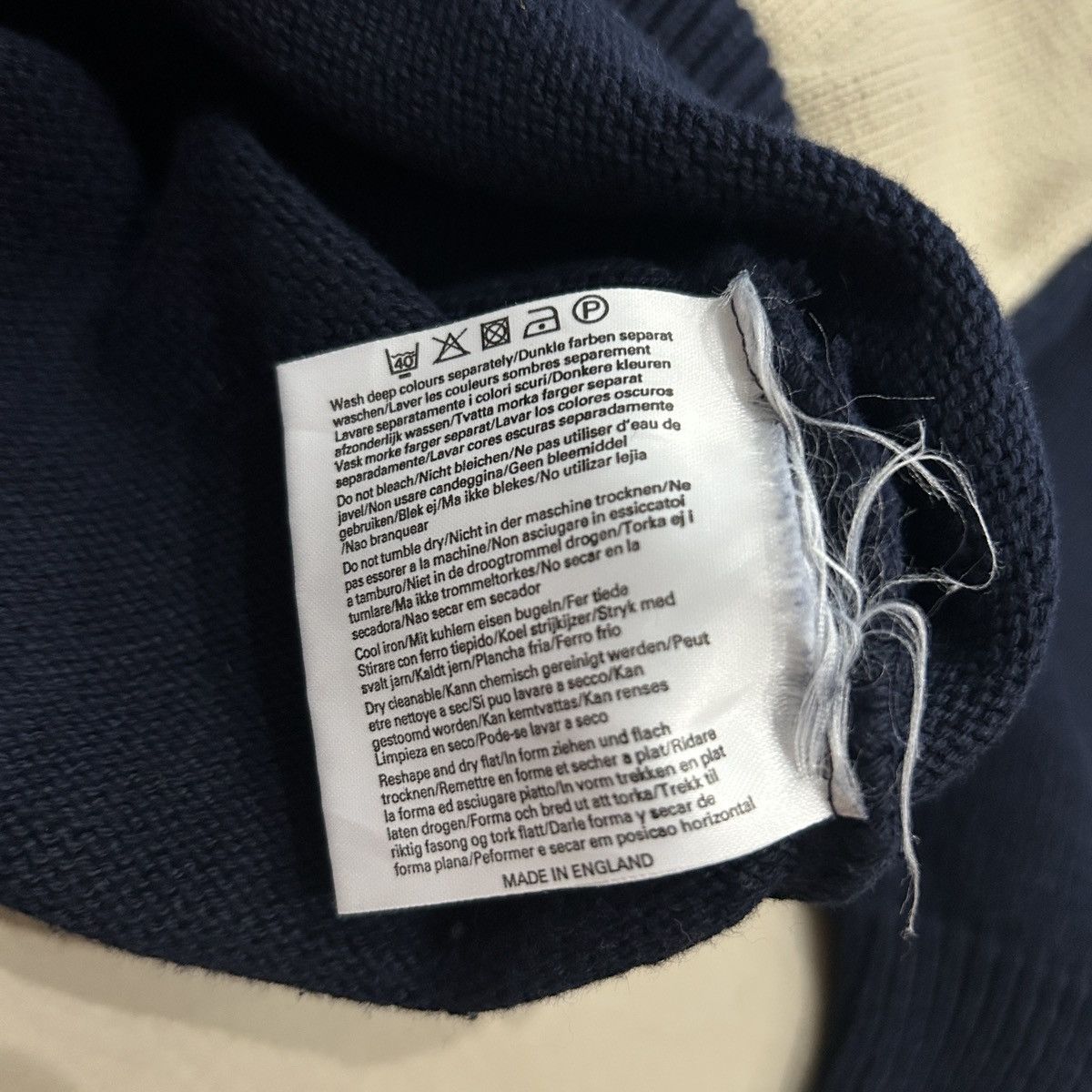 Burberry Vintage Burberrys Golf Logo Knitted Sweater Made in England Size US M / EU 48-50 / 2 - 12 Thumbnail