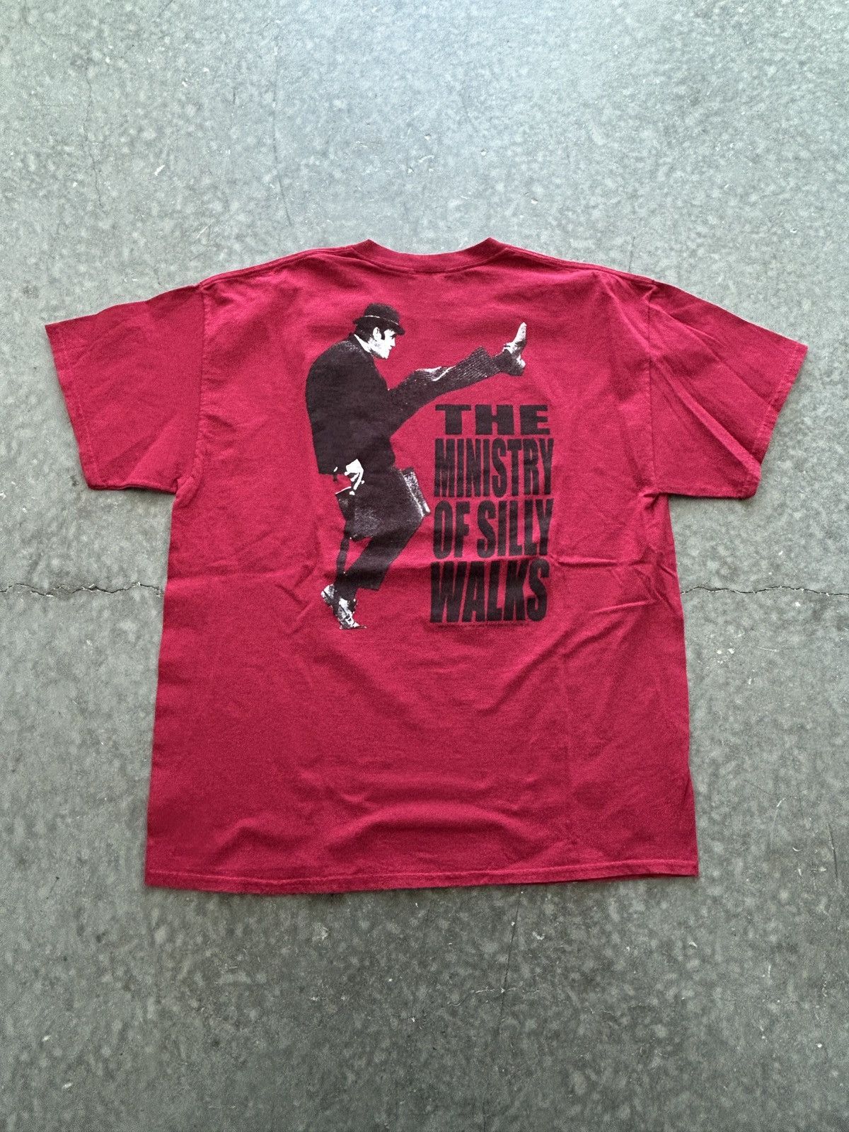 Liquid Blue Vintage Y2K Monty Python Graphic Tee Size US XL / EU 56 / 4 - 1 Thumbnail