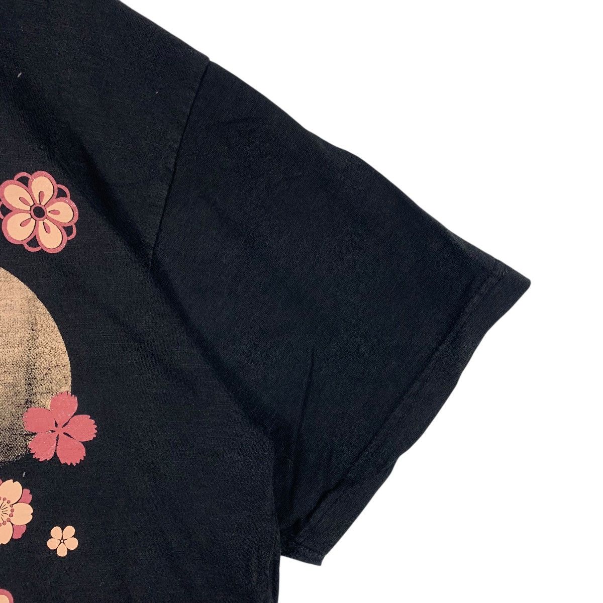 Other Official GeGeGe no Kitaro "Medama-oyaji" Graphic Tee Size US XXL / EU 58 / 5 - 7 Thumbnail