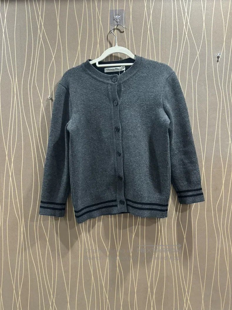 Dior Dior Grey letter cashmere cardigan coat Size XS / US 0-2 / IT 36-38 - 1 Thumbnail