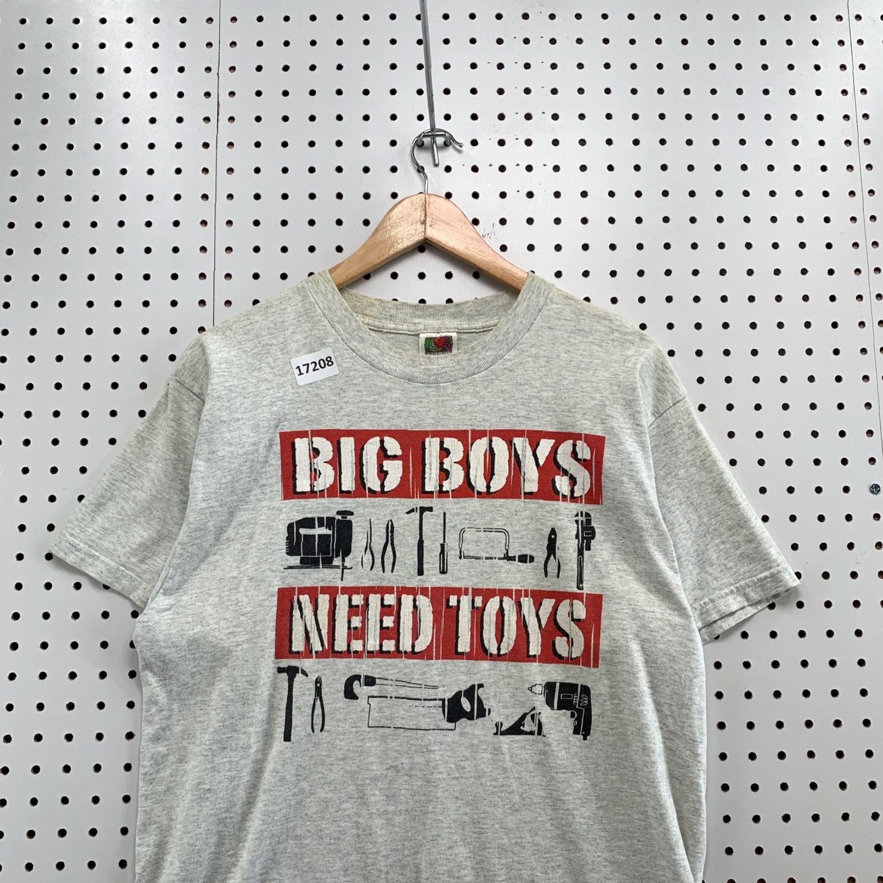 Fruit Of The Loom Vintage Big Boys Needs Toys Shirt Adult L Gray Short Sleeve Tool Graphic Outdoor Size US L / EU 52-54 / 3 - 2 Thumbnail