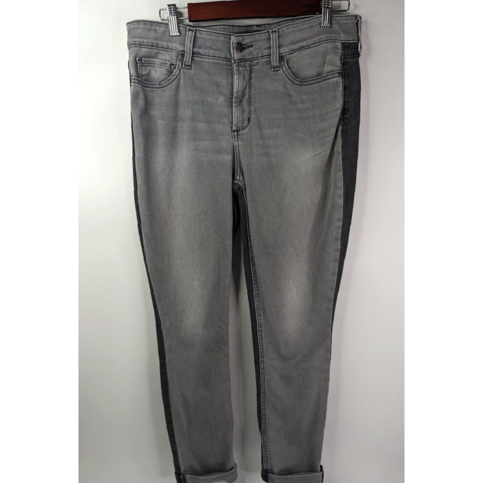 NYDJ NYDJ Girlfriend Jeans with Double Roll Cuff in Grey Cassiar Cropped Size 10 Size 32" / US 10 / IT 46 - 2 Thumbnail