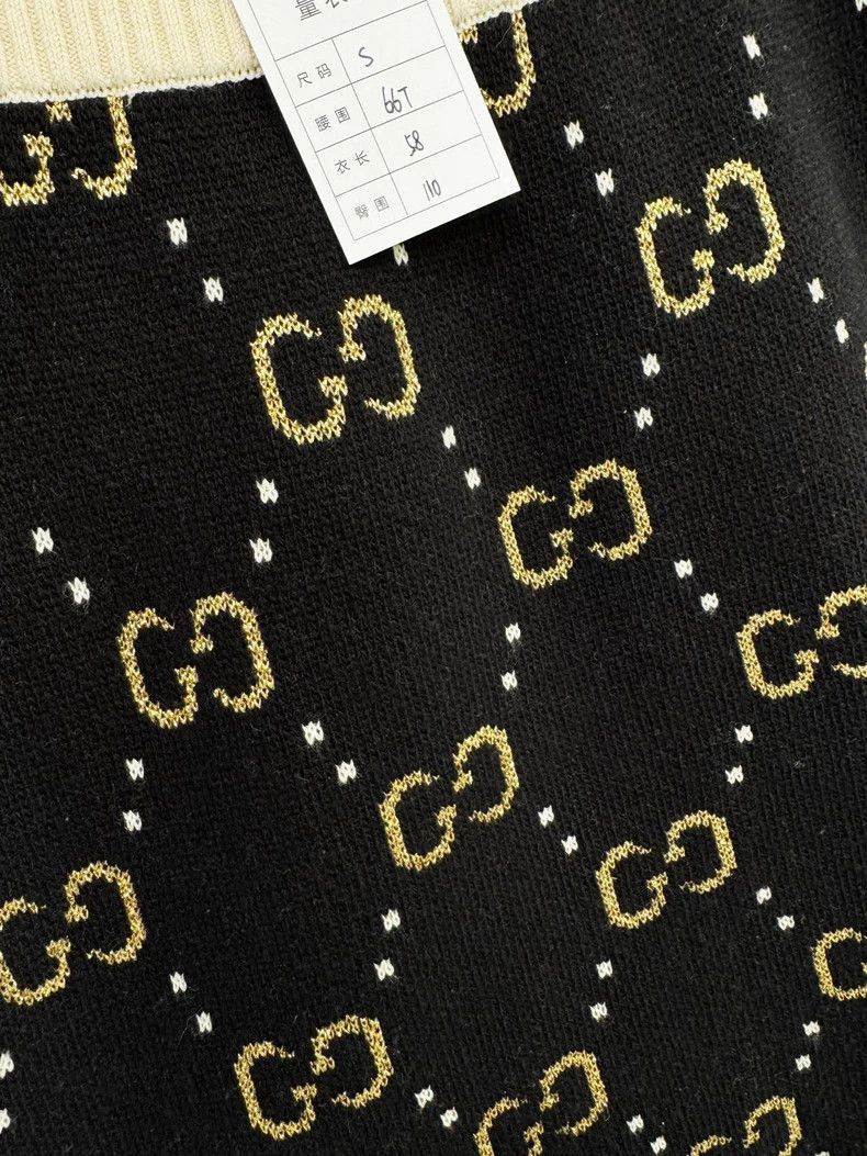 Gucci Gucci Wool Half Skirt Size S-2505 Size 23" - 3 Thumbnail