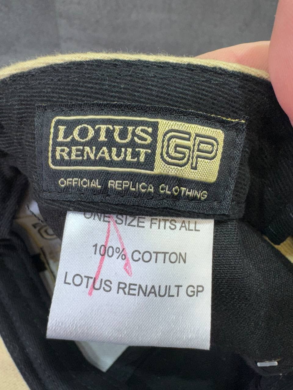 Formula 1 × Vintage Lotus Renault Gp Cap Hat Japan Rags Size ONE SIZE - 14 Thumbnail