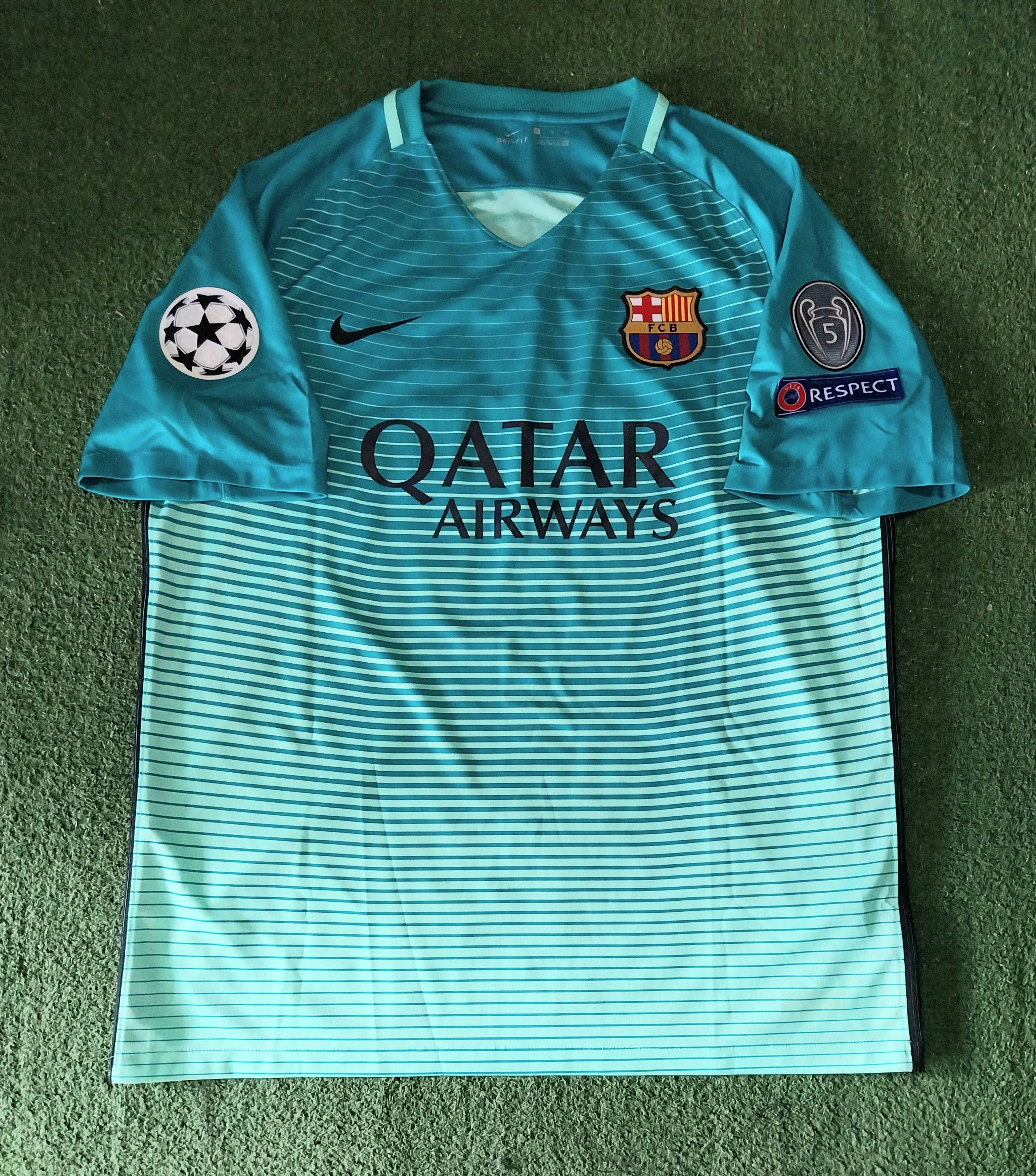 Nike Barcelona 3rd 2016/2017 lionel messi jersey football Size US XL / EU 56 / 4 - 1 Thumbnail