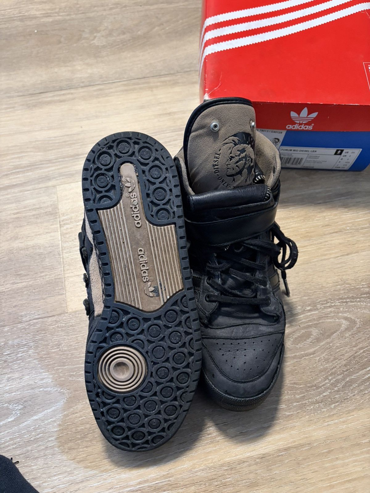 Adidas × Diesel FW11 Diesel x Adidas Forum Mid Size US 9.5 / EU 42-43 - 4 Thumbnail