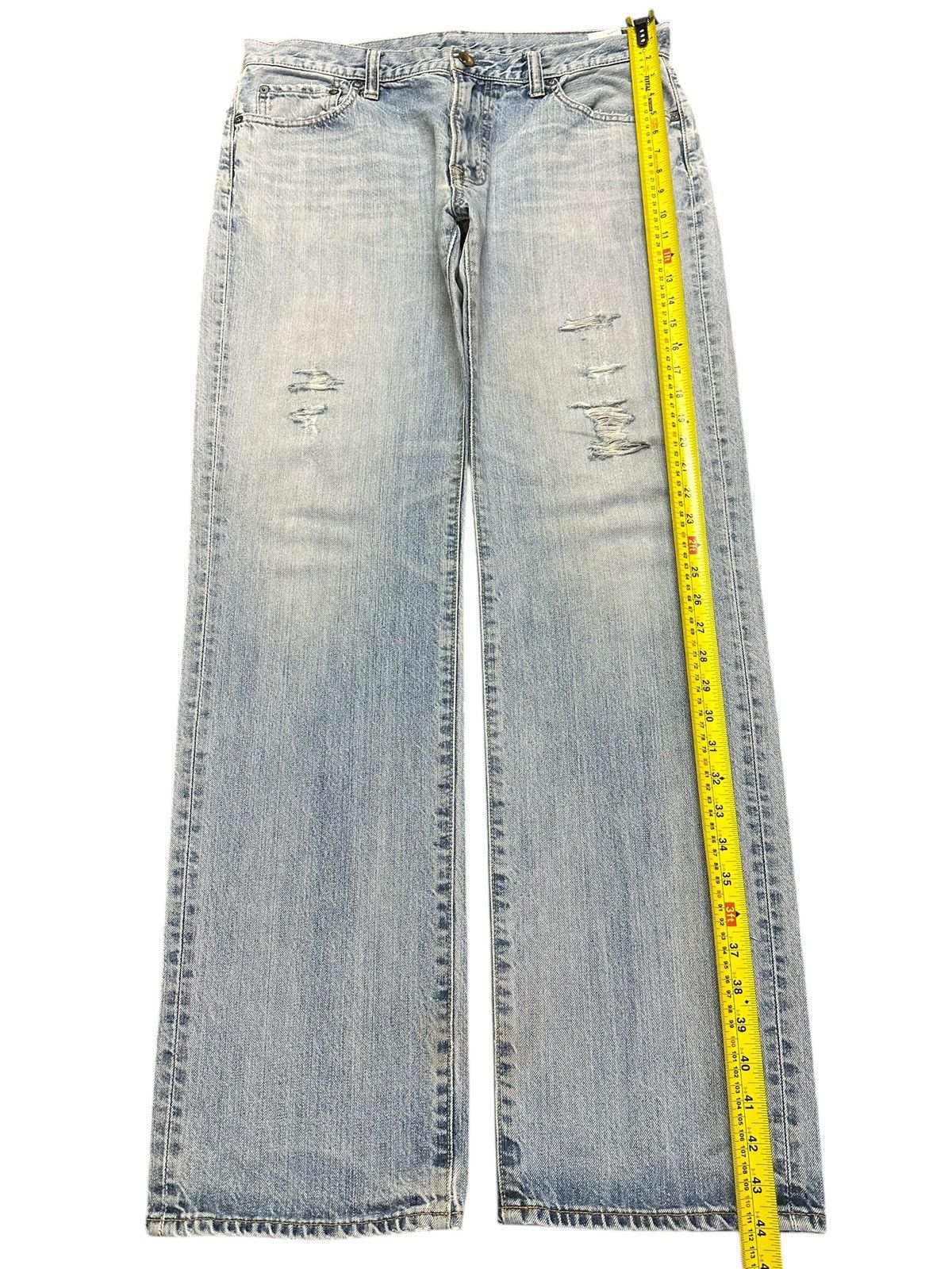 Uniqlo Vintage Japanese Uniqlo Light Blue Wash Faded Distress Baggy Size US 35 - 12 Thumbnail