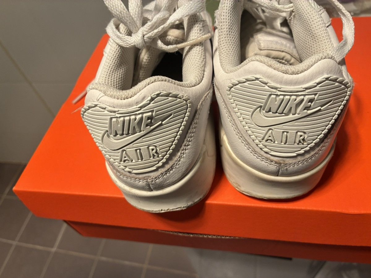 Nike Nike Air Max 90 white trainers Size US 5 / EU 37 - 4 Thumbnail