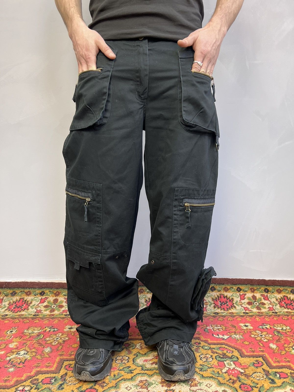 Vintage 90’s VTG JUNYA WATANABE STYLE JAPANESE CARGO BONDAGE PANTS Size US 32 / EU 48 - 5 Thumbnail