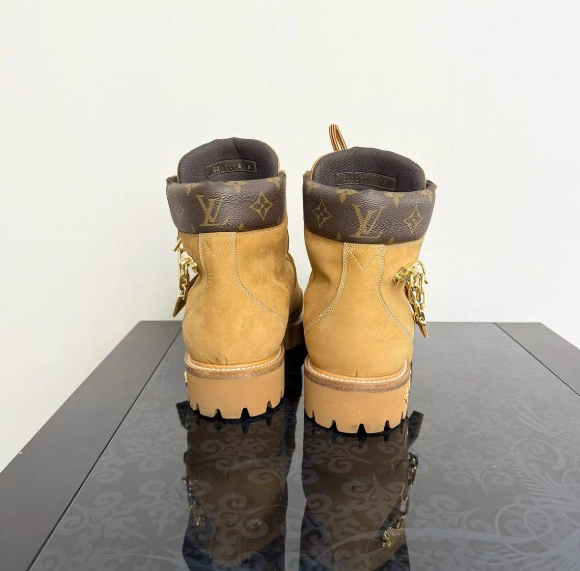 Louis Vuitton Louis Vuitton Boots Size US 8.5 / EU 41-42 - 3 Thumbnail